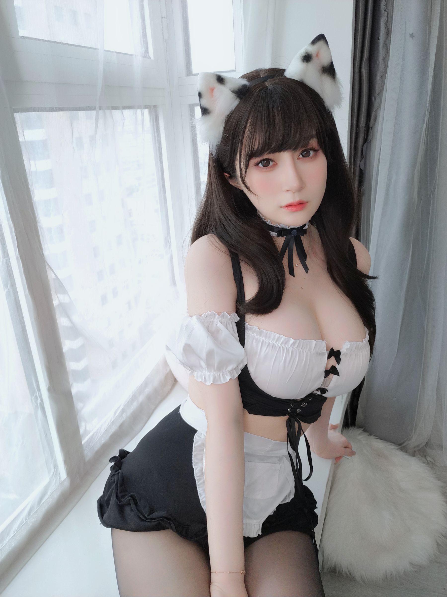 Coser小姐姐 白银 [fantia] 2023年04月 红色上衣  第22张