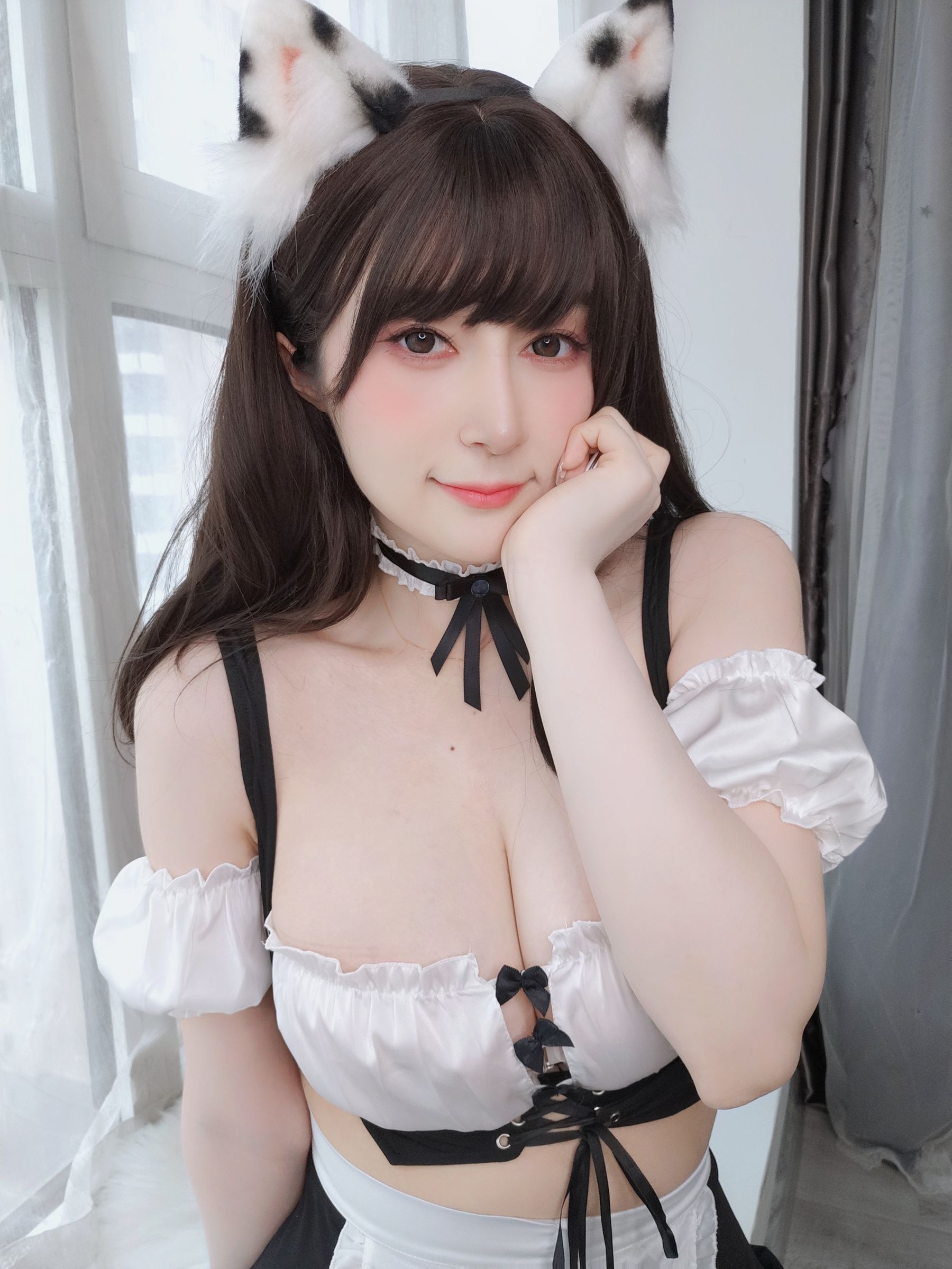 Coser小姐姐 白银 [fantia] 2023年04月 红色上衣  第54张
