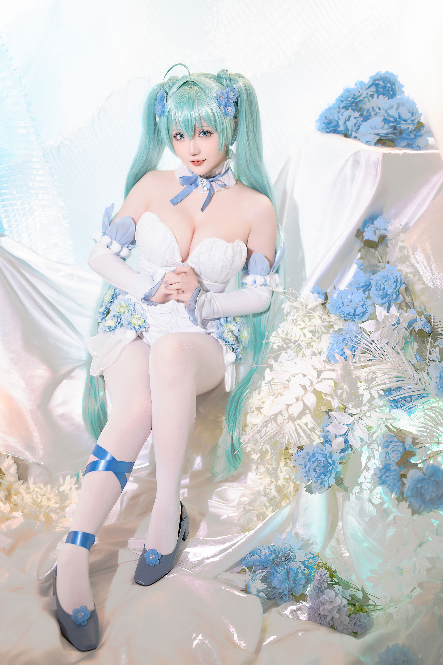 Coser小姐姐 星之迟迟 - 初音未来 粉蝶花精灵  第11张