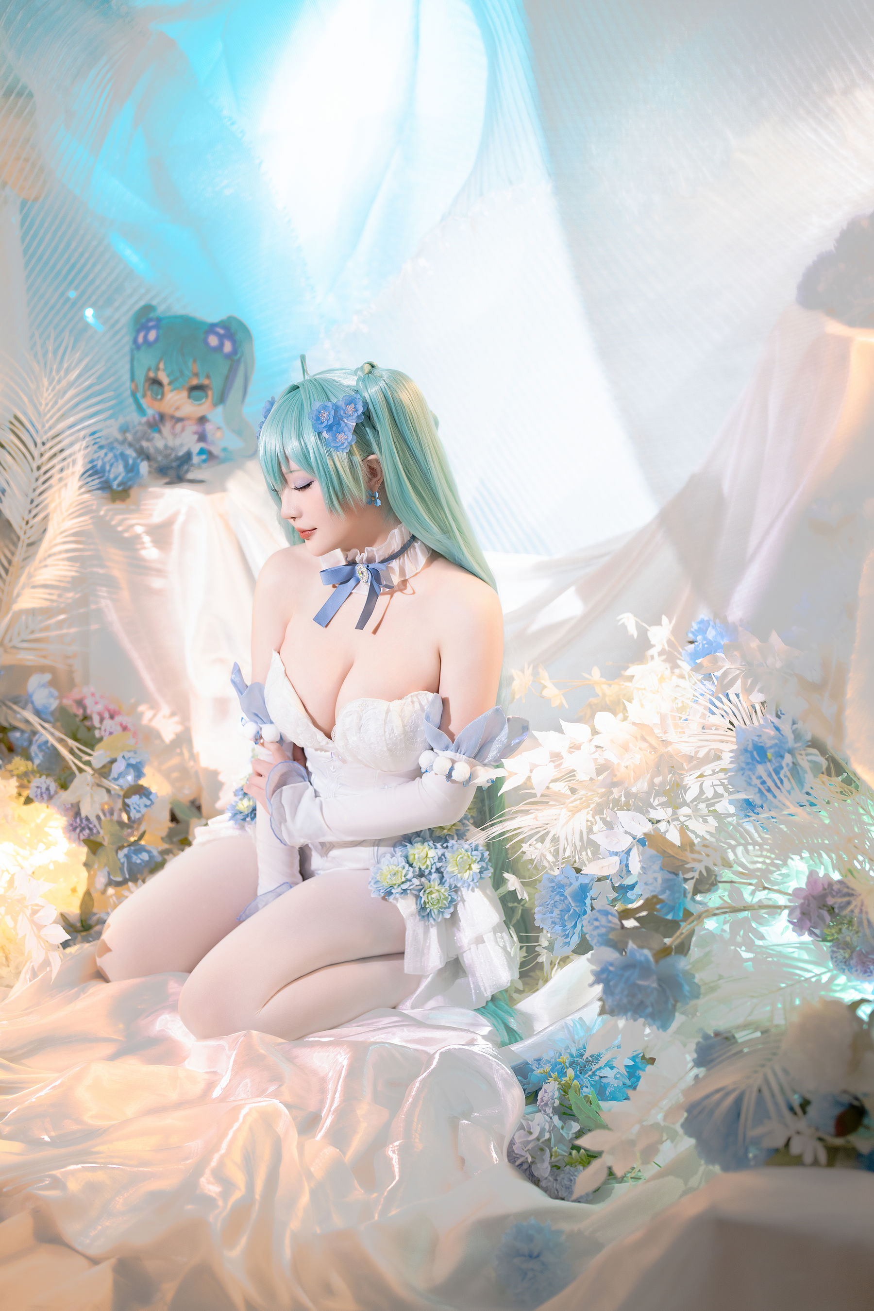 Coser小姐姐 星之迟迟 - 初音未来 粉蝶花精灵  第28张