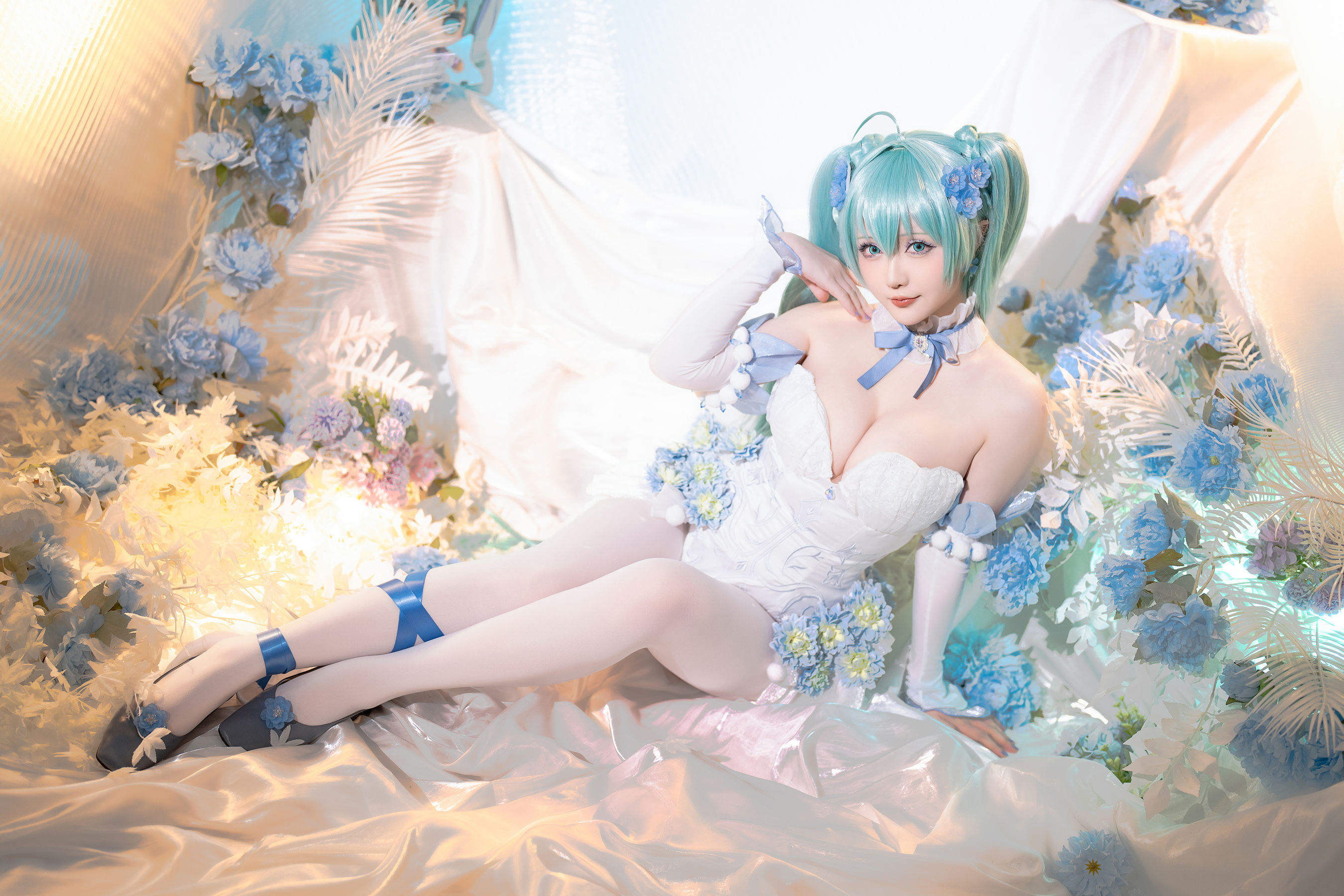 Coser小姐姐 星之迟迟 - 初音未来 粉蝶花精灵  第33张