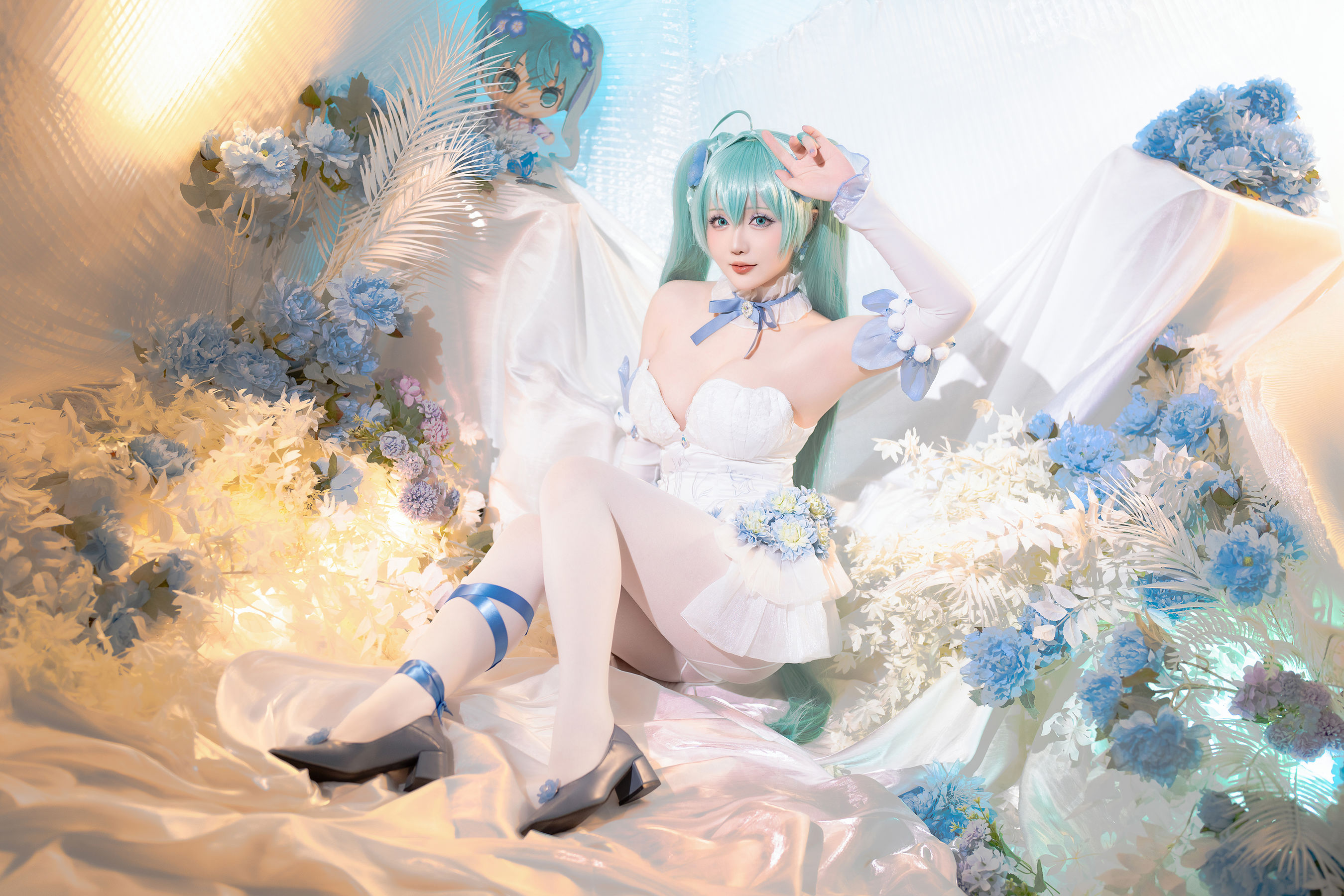 Coser小姐姐 星之迟迟 - 初音未来 粉蝶花精灵  第24张