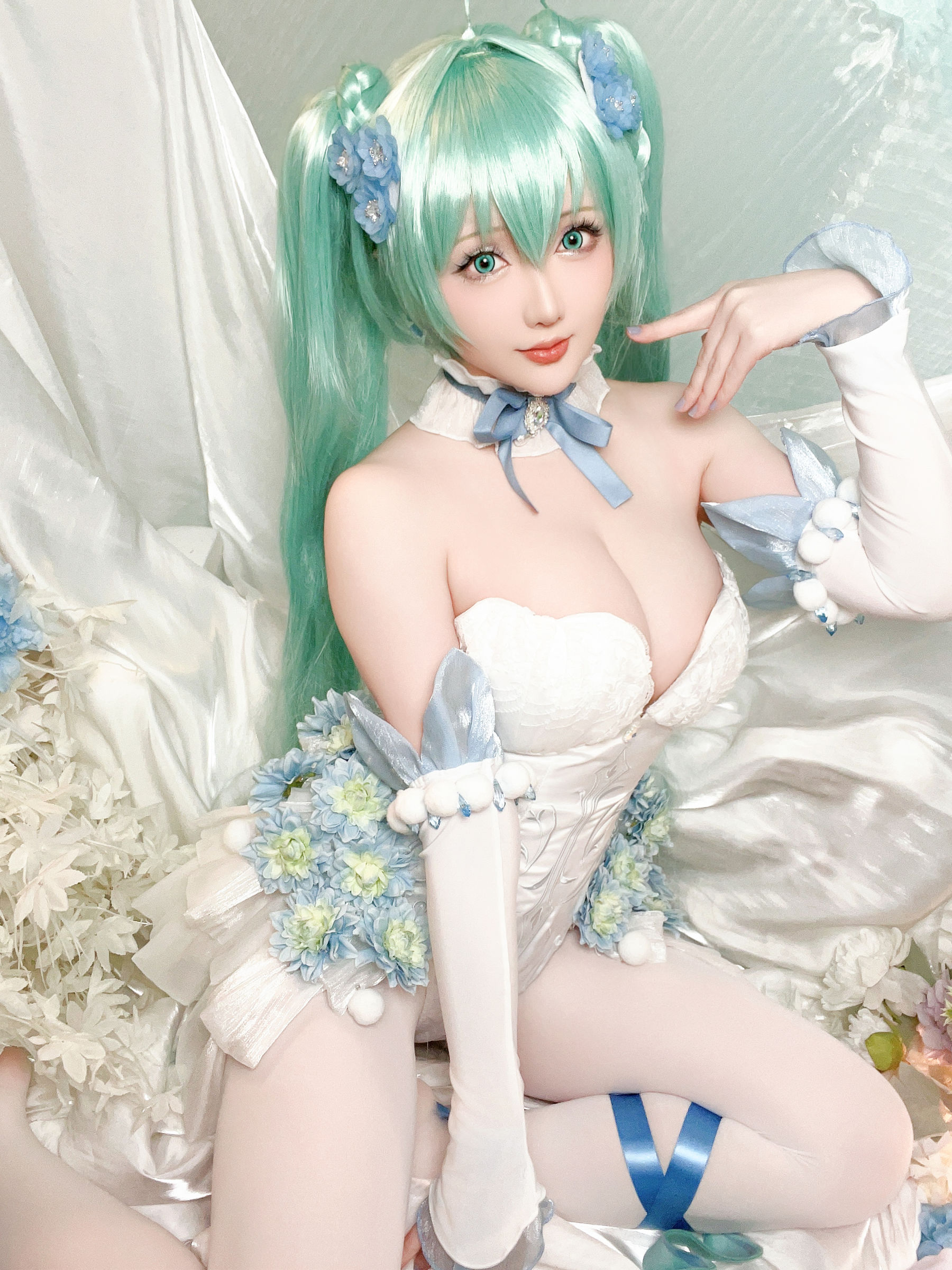 Coser小姐姐 星之迟迟 - 初音未来 粉蝶花精灵  第53张