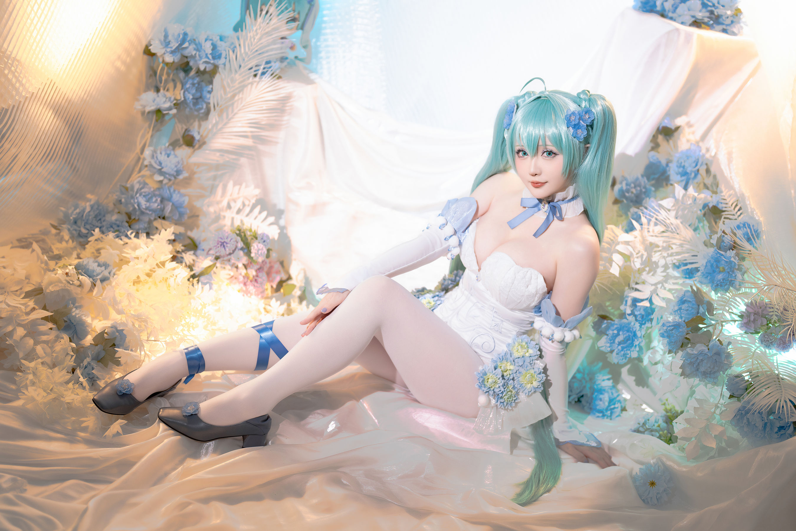 Coser小姐姐 星之迟迟 - 初音未来 粉蝶花精灵  第35张