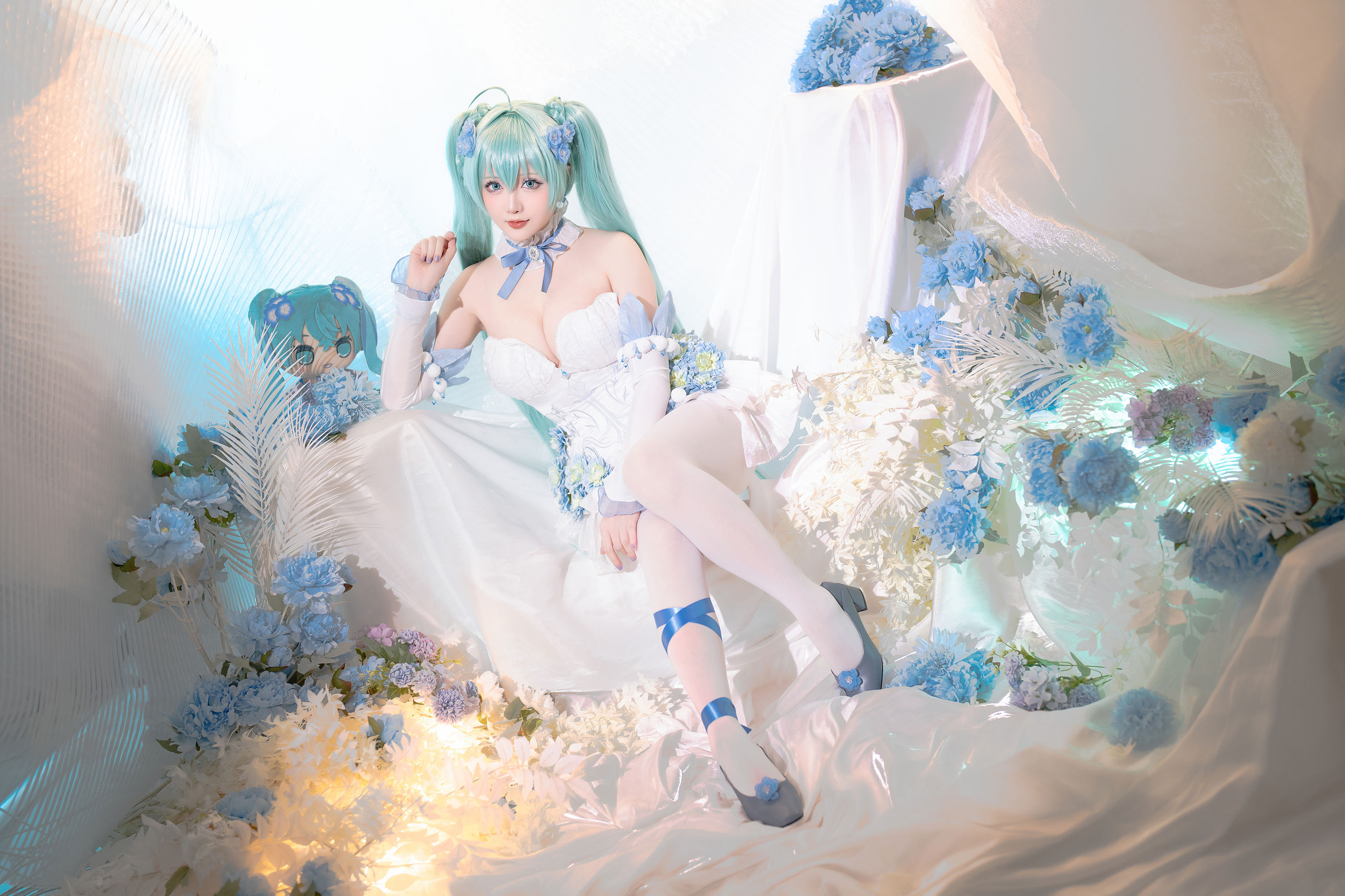 Coser小姐姐 星之迟迟 - 初音未来 粉蝶花精灵  第12张