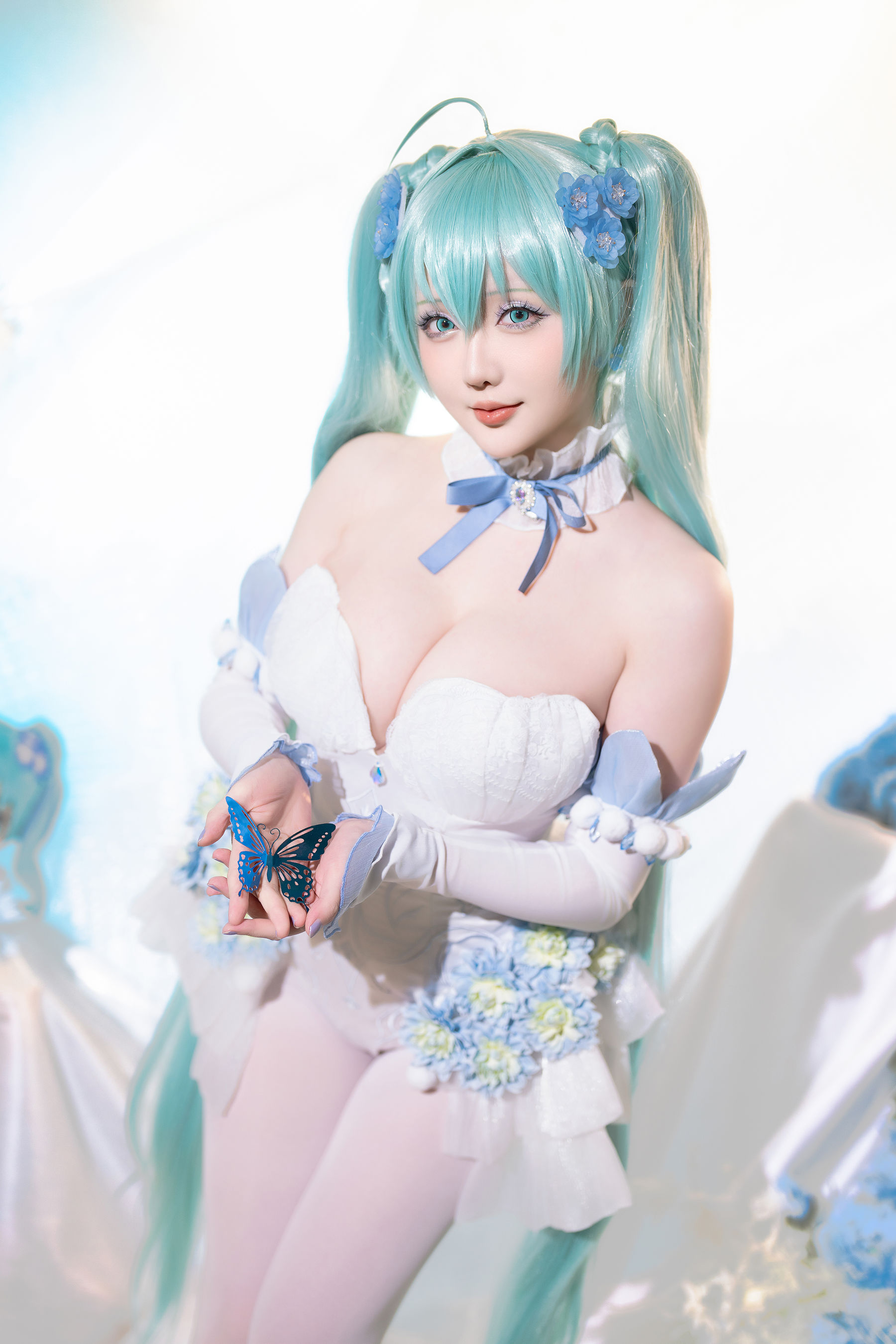 Coser小姐姐 星之迟迟 - 初音未来 粉蝶花精灵  第4张