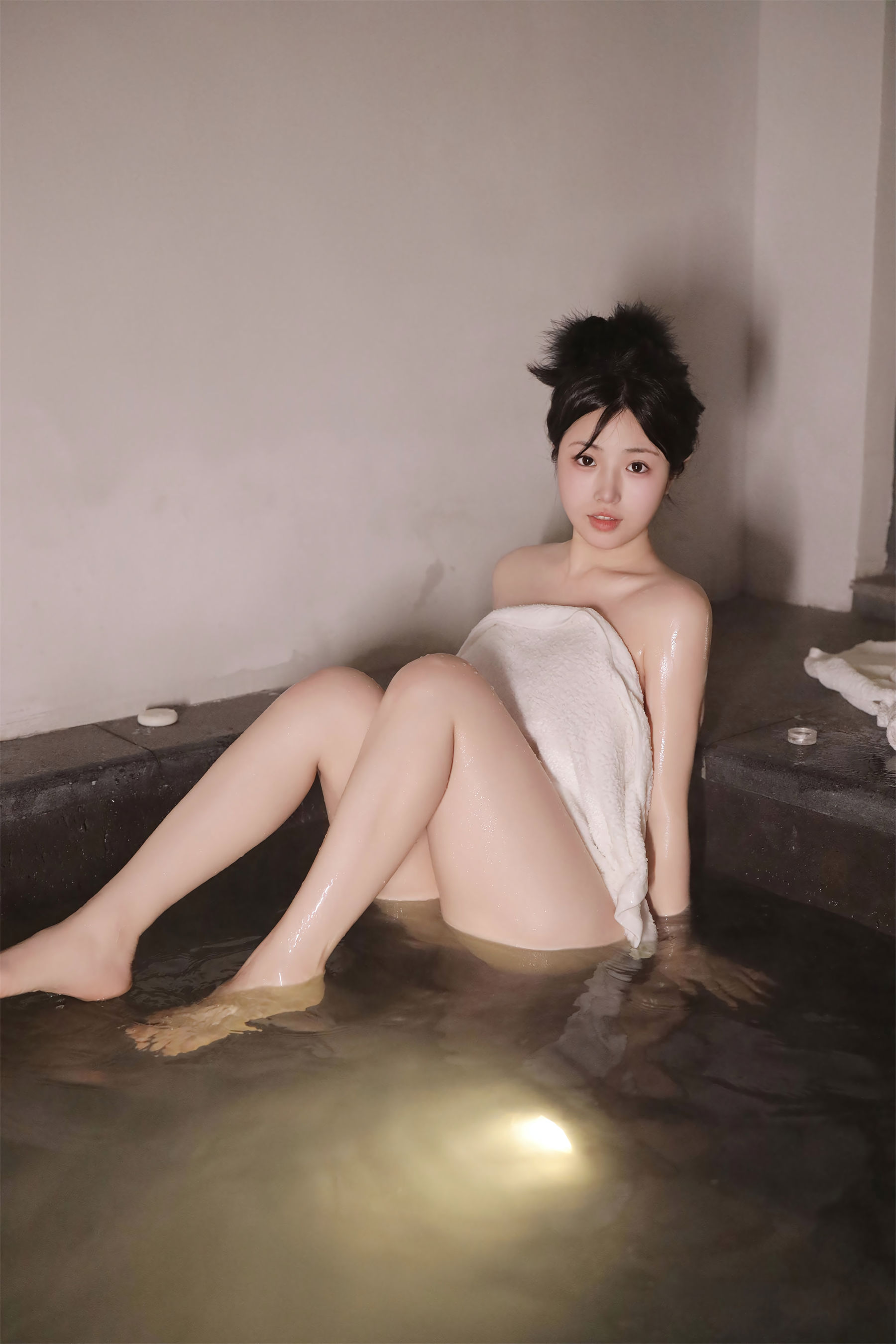 陈小花 - 泡澡  第4张
