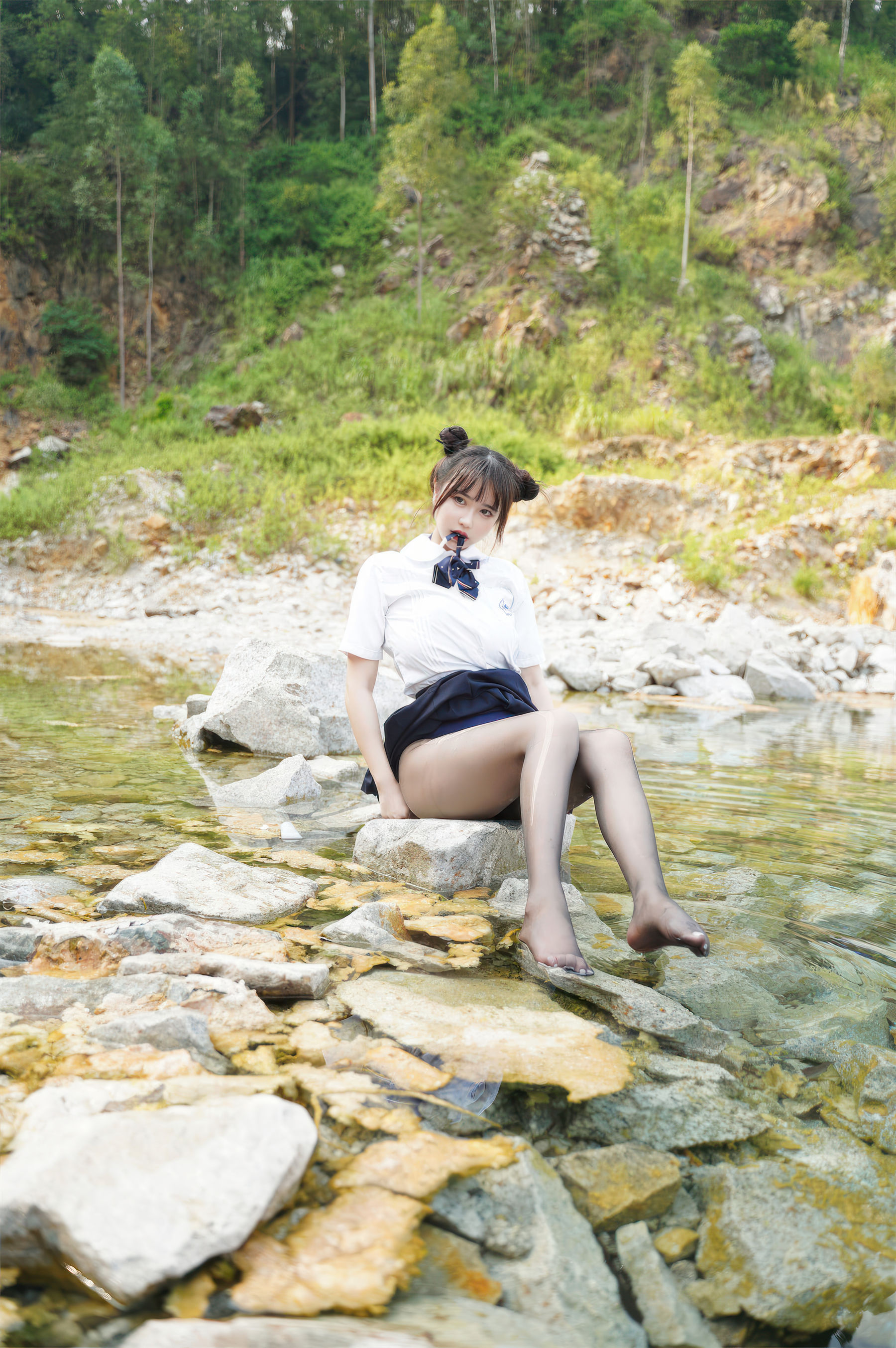 Tina很妖孽呀 - 小溪体操服死库水JK  第29张
