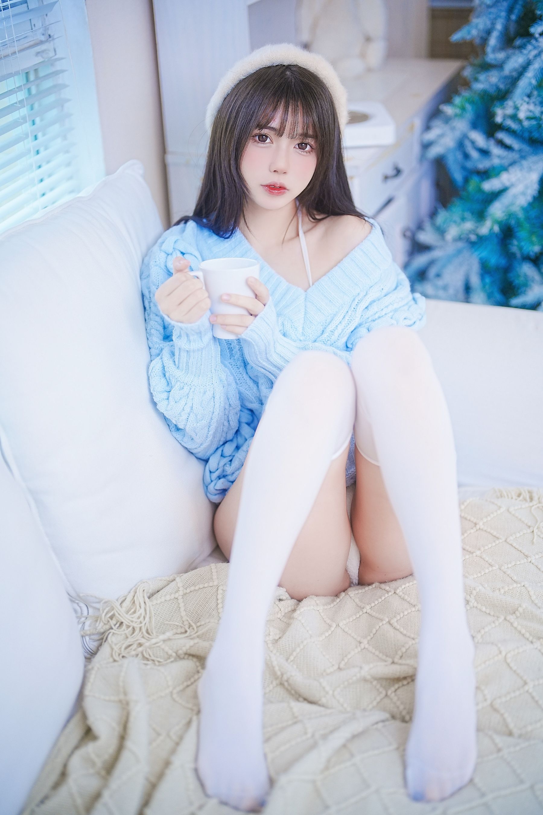 Tina很妖孽呀 - 蓝色秋冬毛衣  第1张
