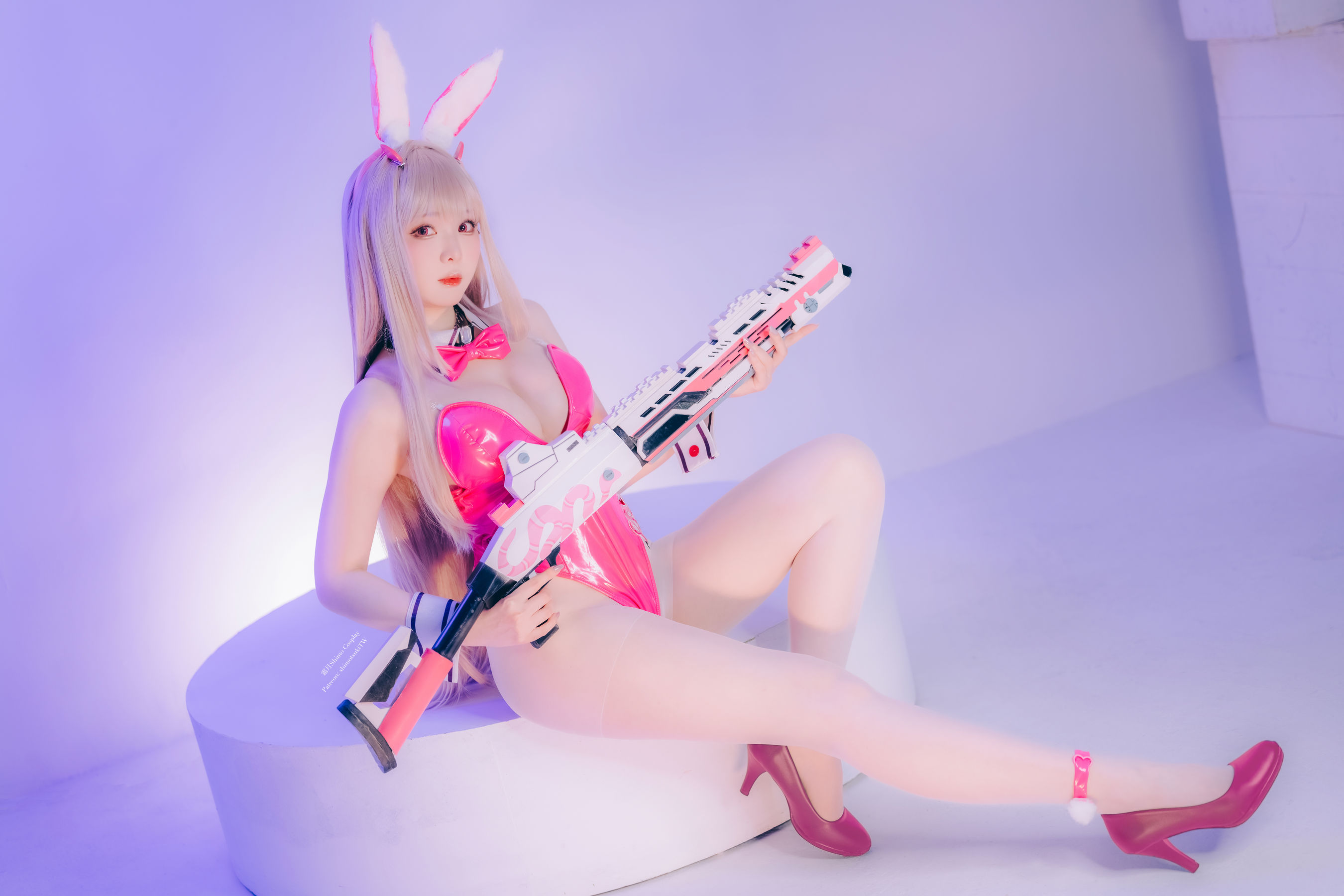微博妹纸 霜月shimo - Viper Bunny Suit (NIKKE)  第13张