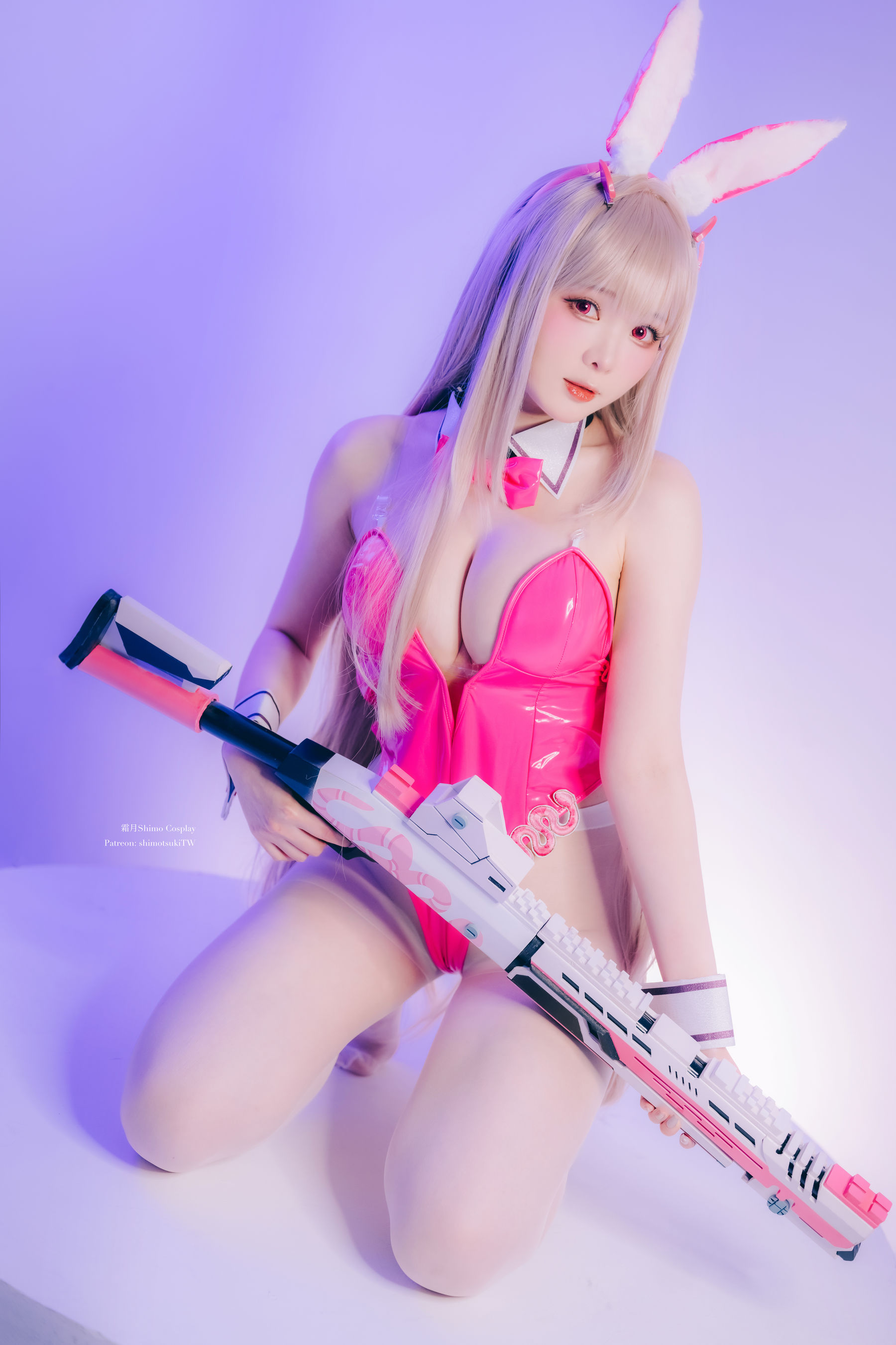 微博妹纸 霜月shimo - Viper Bunny Suit (NIKKE)  第2张