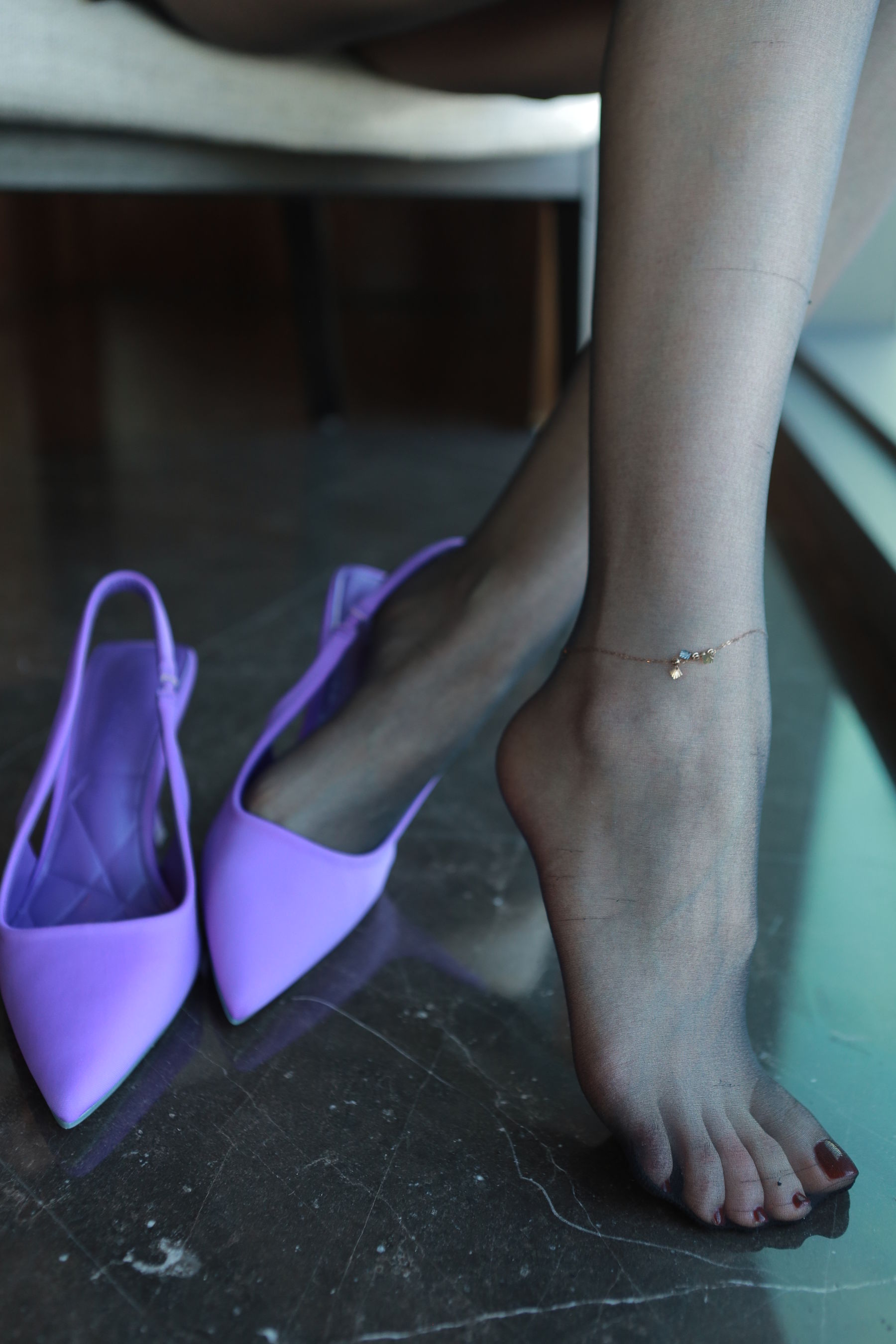 Sia不吃鱼 - 黑丝玉足  第7张