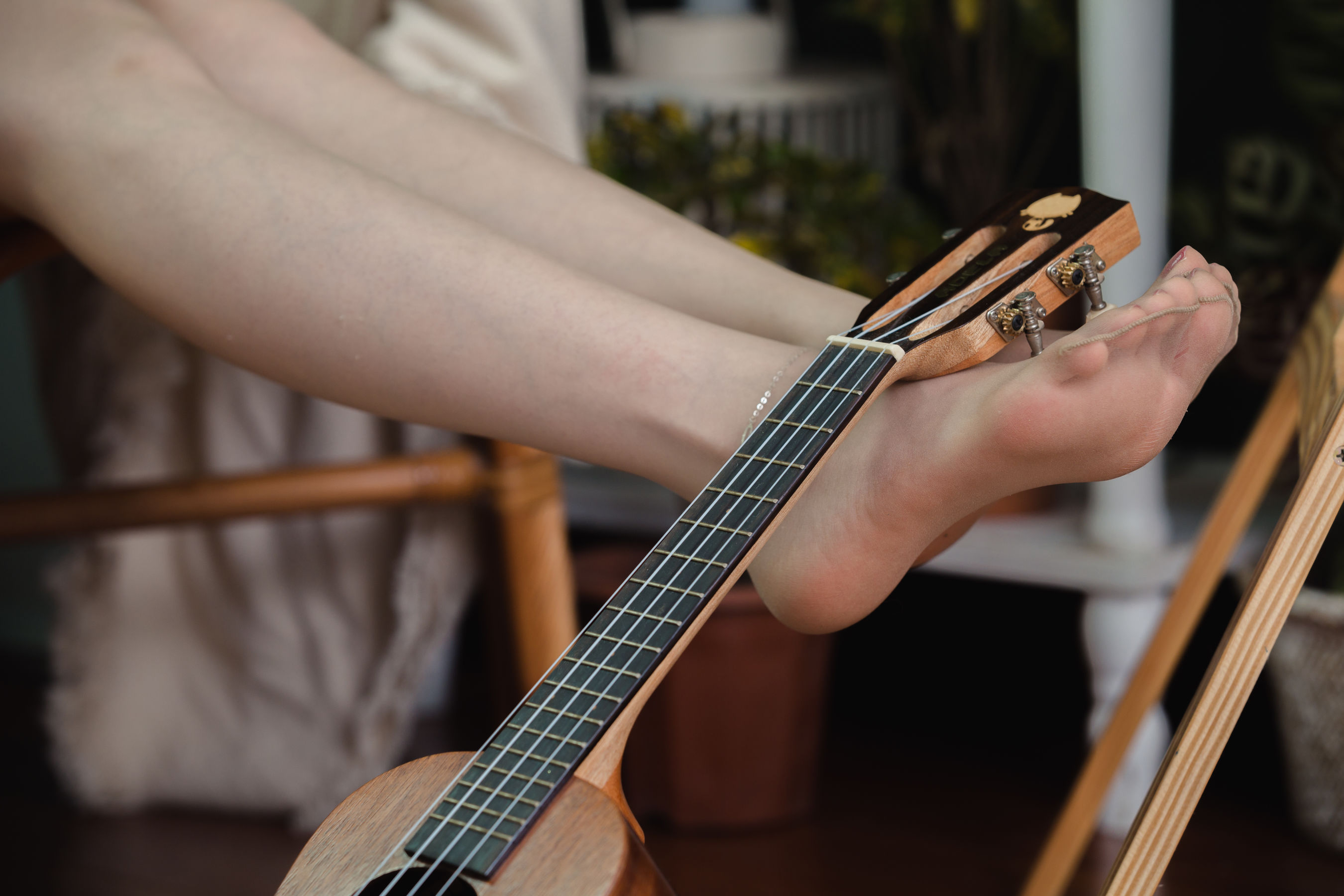 Sia不吃鱼 - 红色高跟  第92张