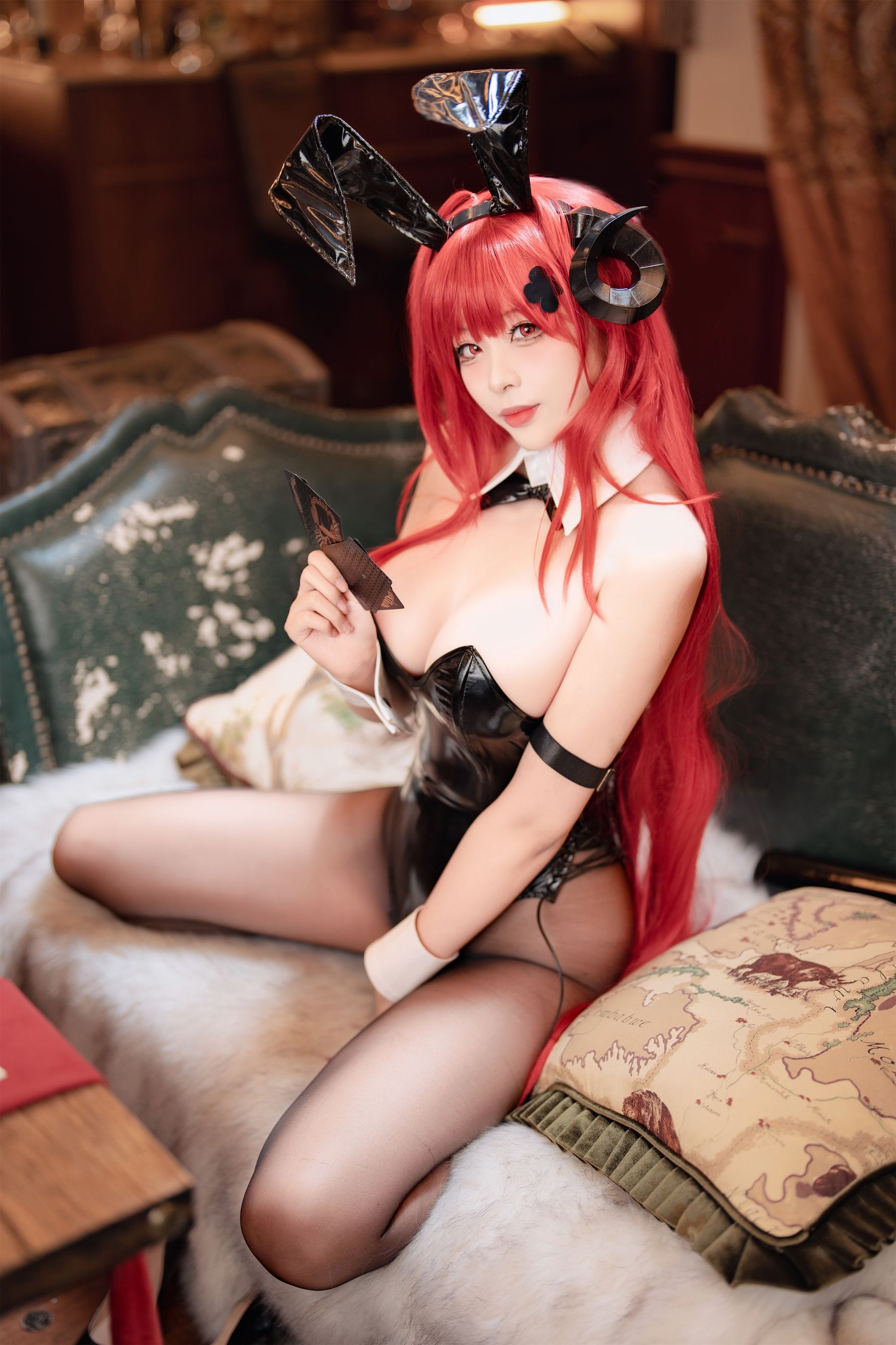 轩萧学姐 - 兴登堡兔女郎  第10张