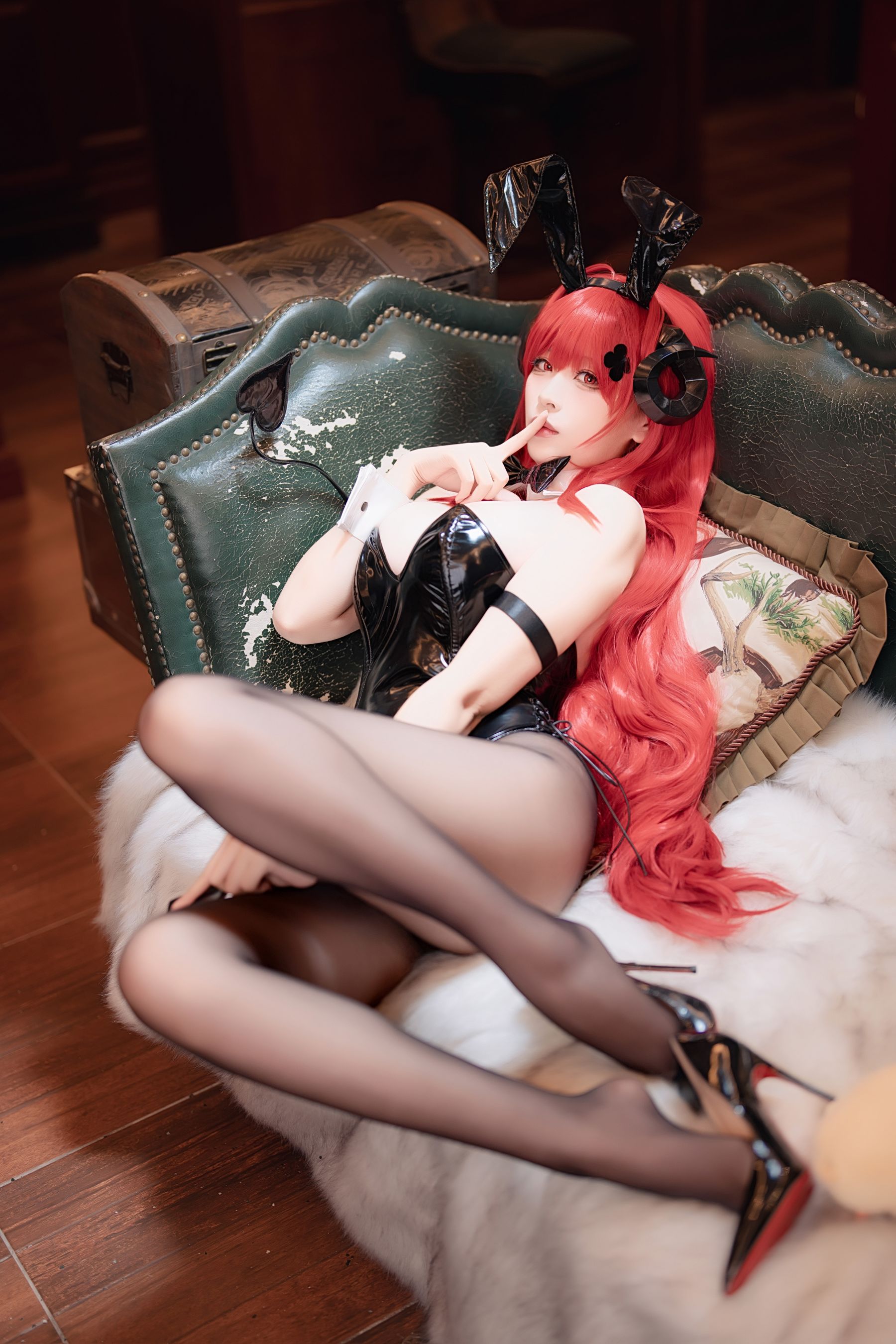 轩萧学姐 - 兴登堡兔女郎  第5张