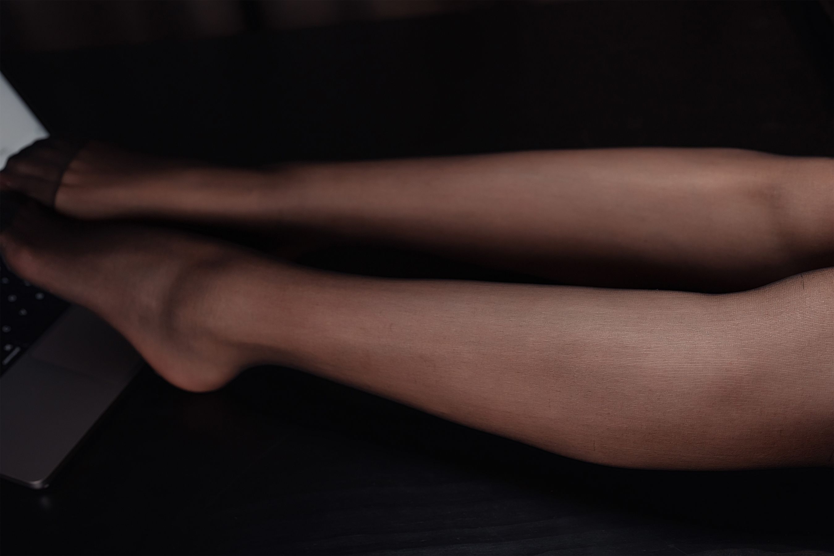 轩萧学姐 - 白棚  第17张