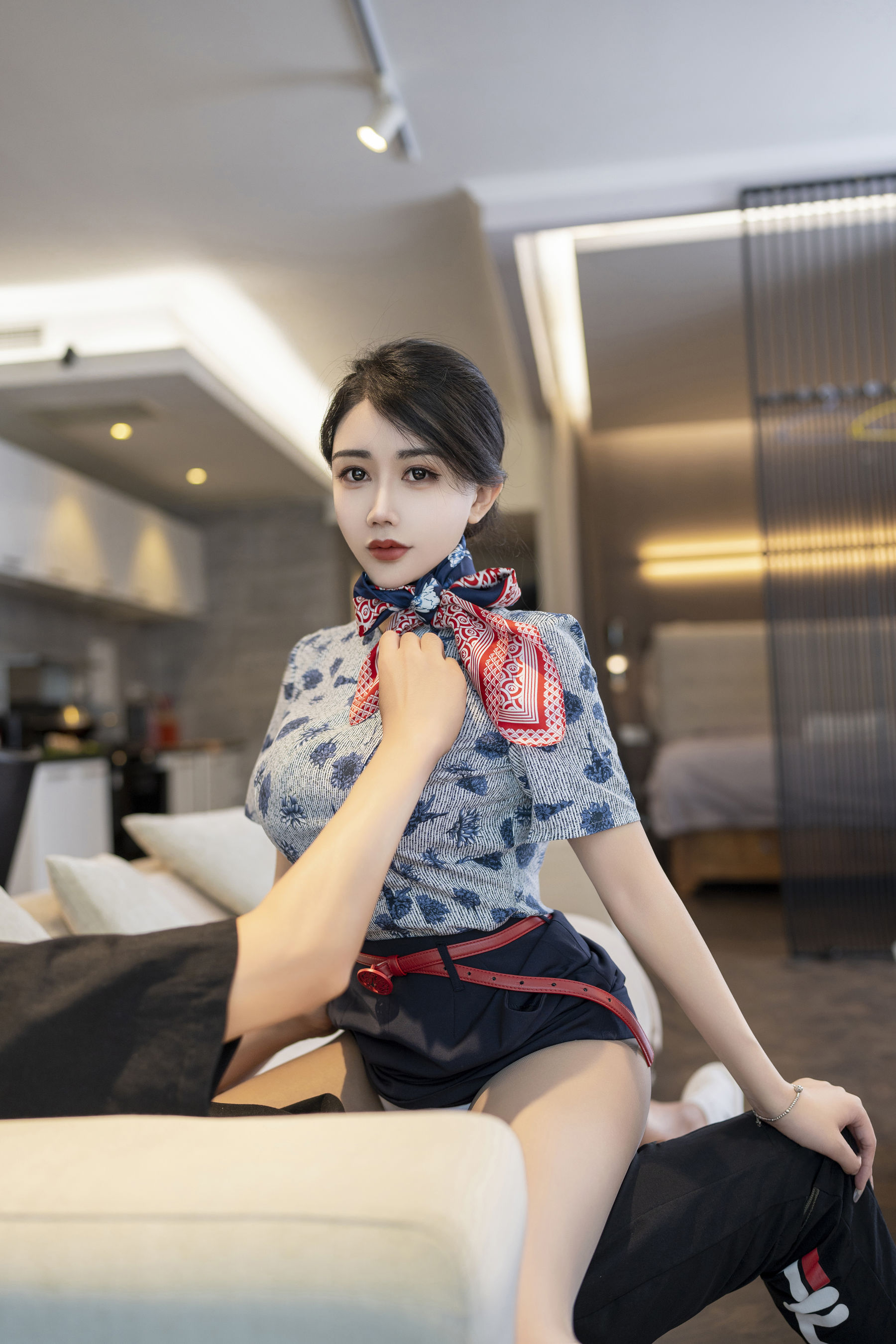 李若汐 - 性感空姐制服  第6张