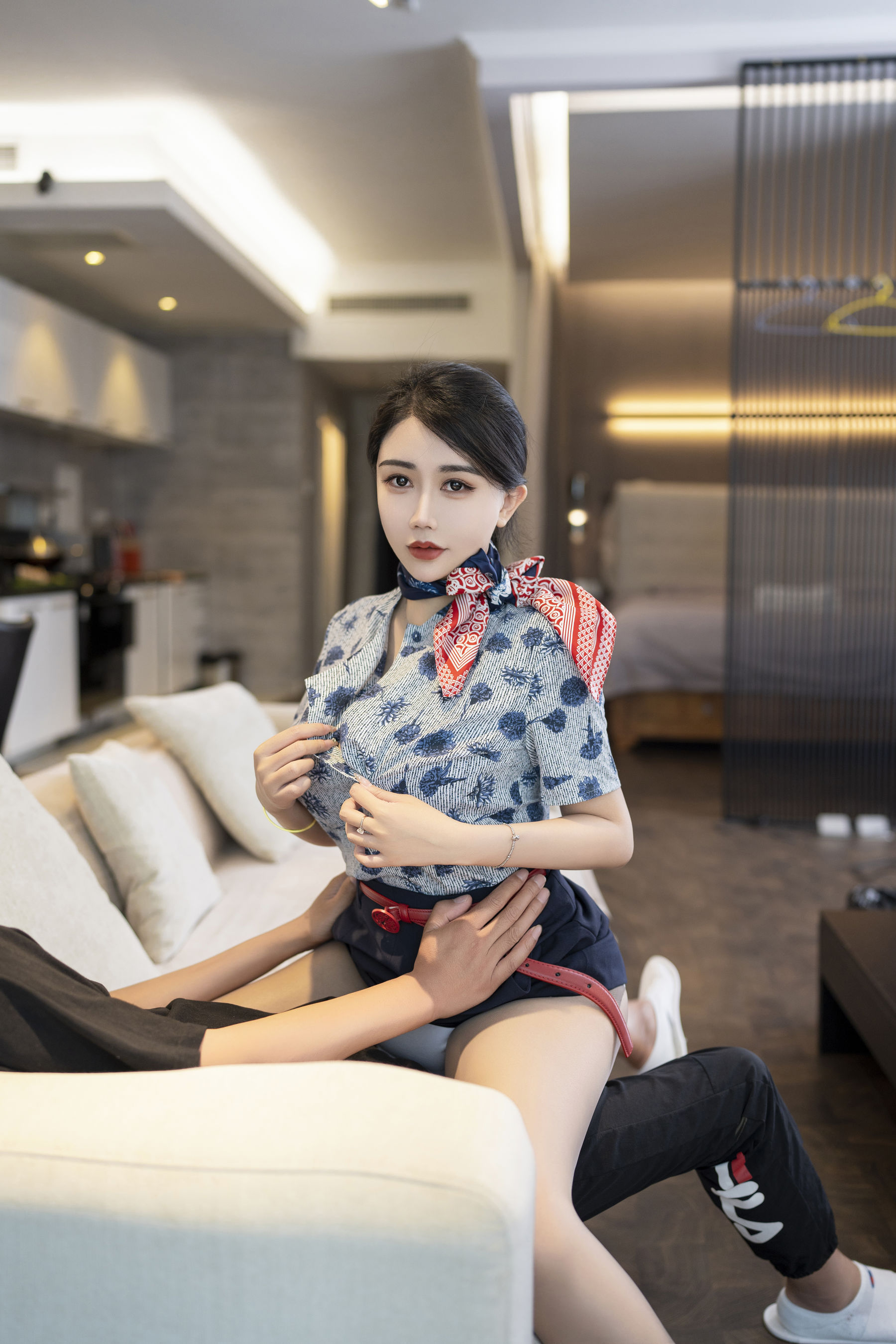 李若汐 - 性感空姐制服  第6张