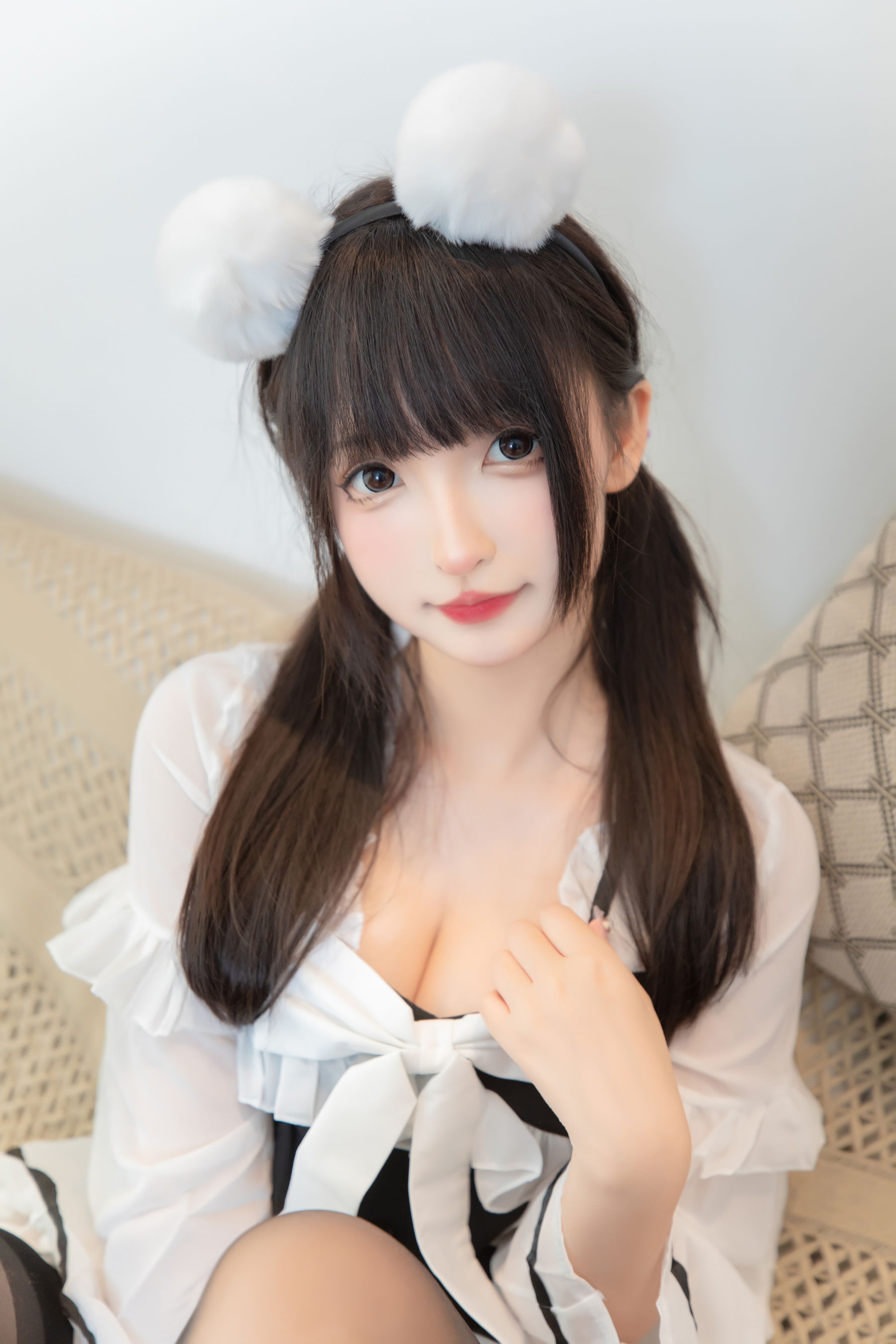 萝莉神楽板真冬 之熊猫女仆  第4张