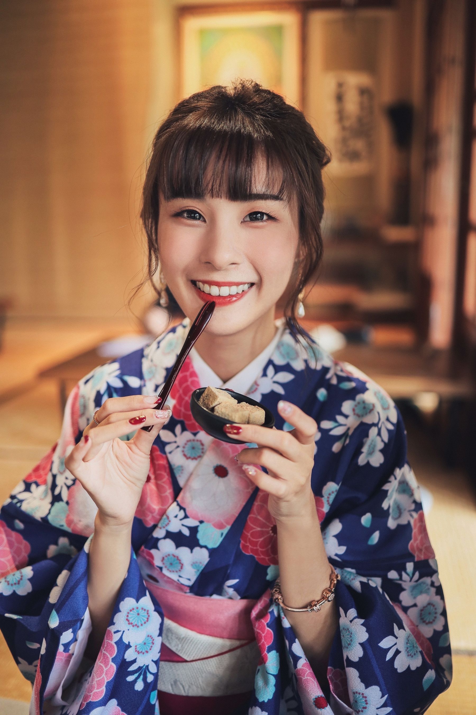 泥泥汝 - 神社巫女  第3张