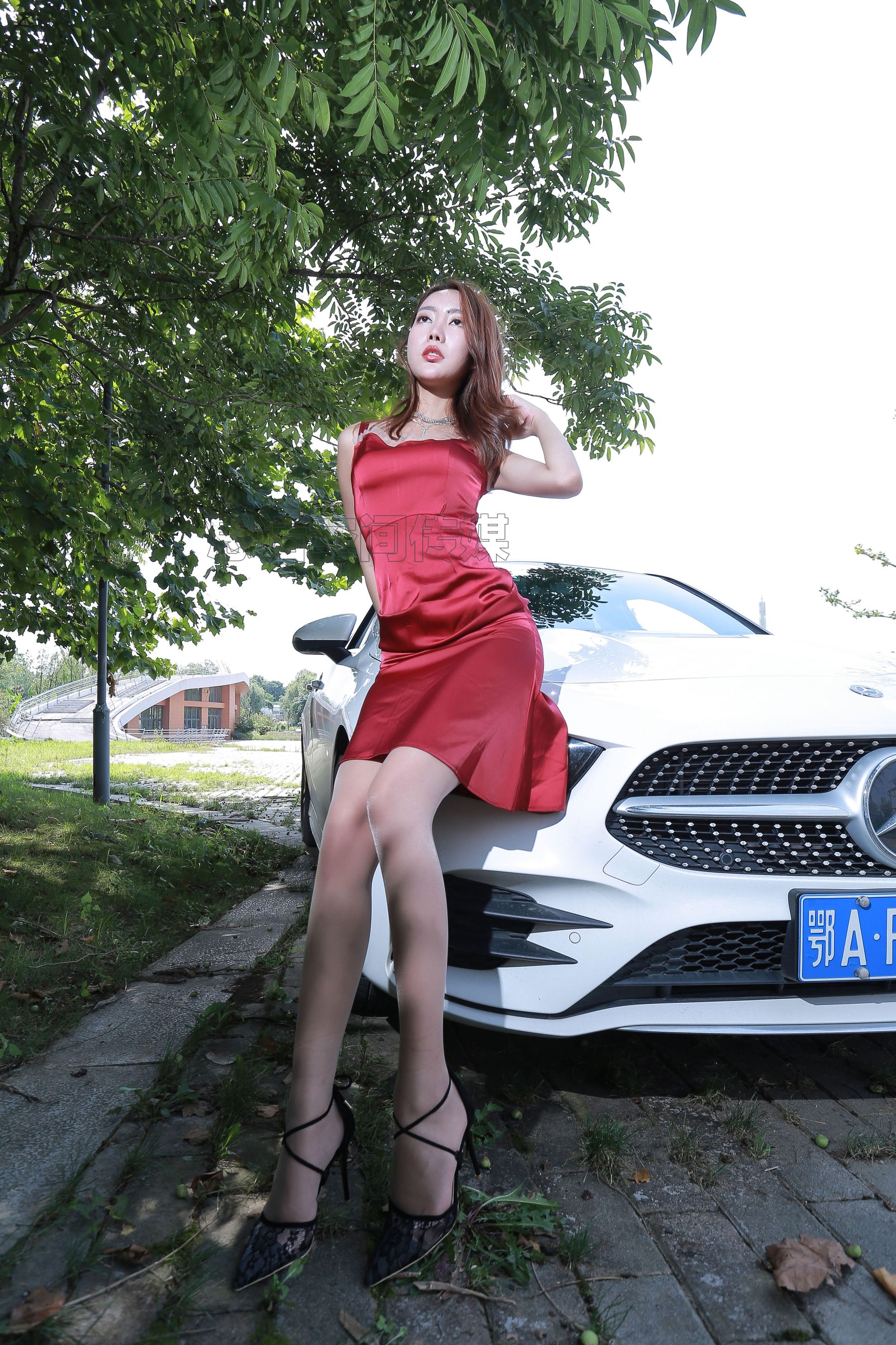 [思话SiHua] SH188 苏小柔 长腿车模速度与激情  第14张