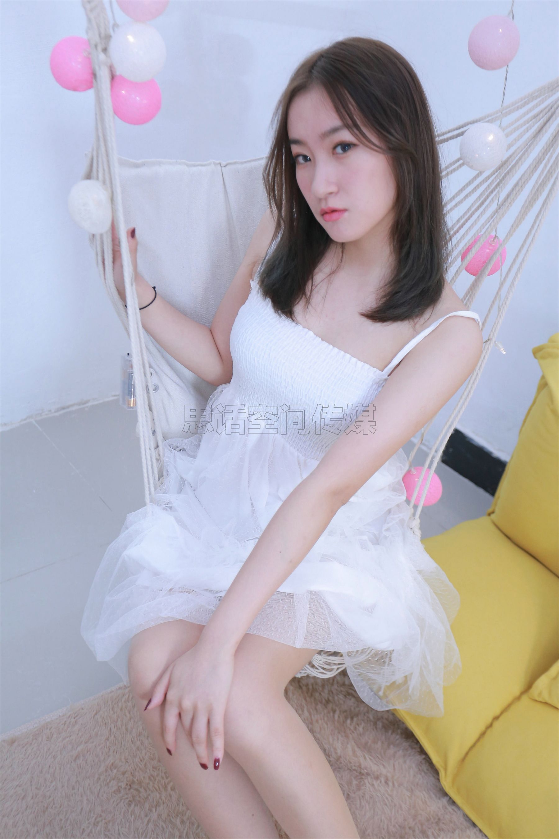 [思话SiHua] SH153  (新模）Reya 小白裙下的美腿 第9张