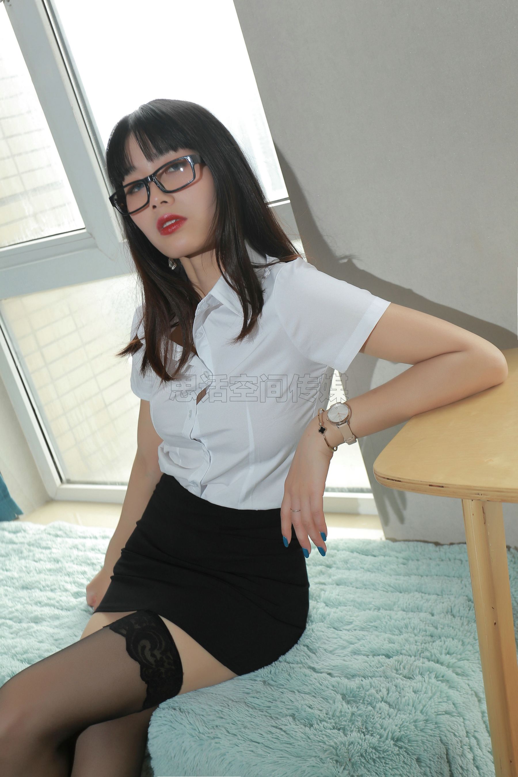 [思话SiHua] SH164 诗诗 诗诗的曼妙黑丝  第4张