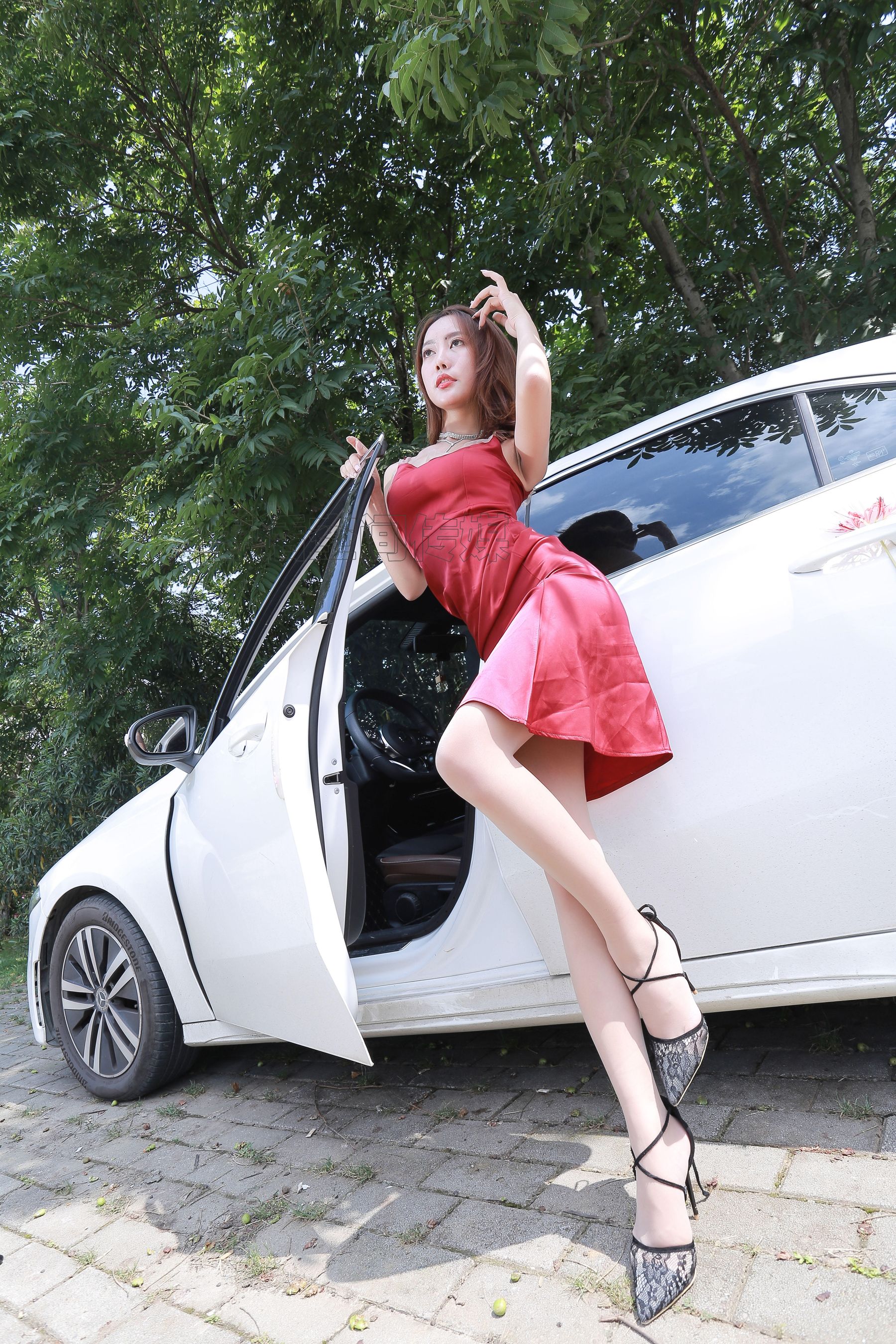 [思话SiHua] SH188 苏小柔 长腿车模速度与激情  第12张