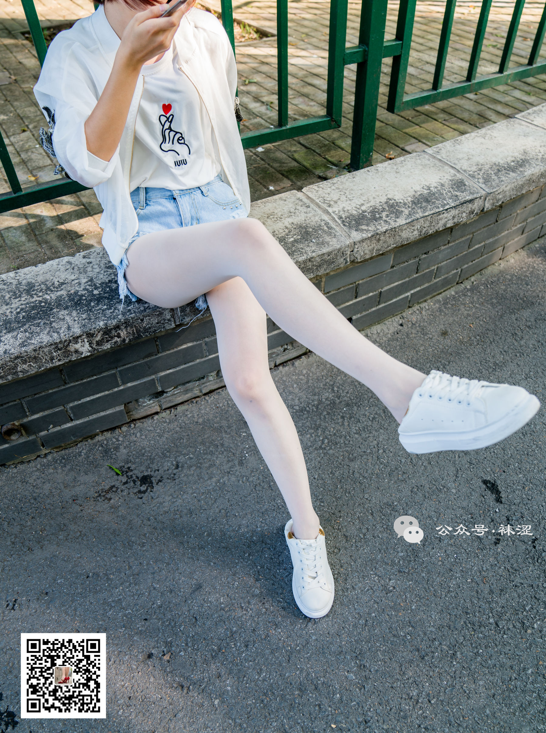 [袜涩] VOL.010  当穿白丝的妹子遇到大叔 第13张