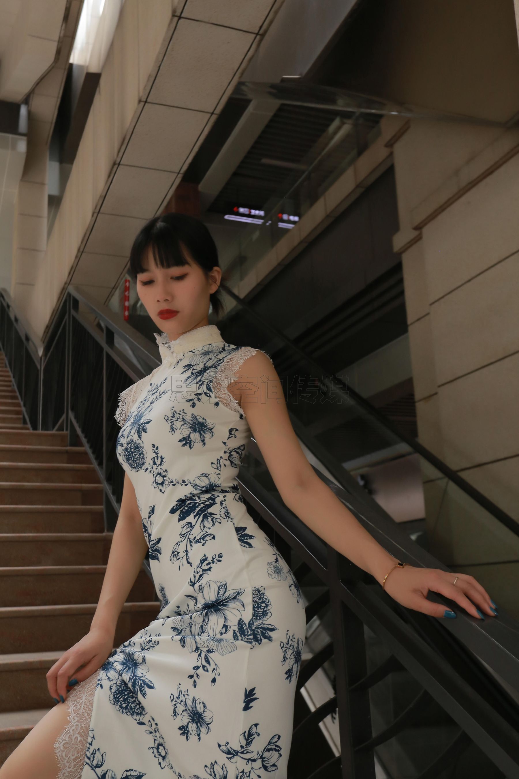 [思话SiHua] SH187 诗诗 穿肉丝的旗袍女神  第4张