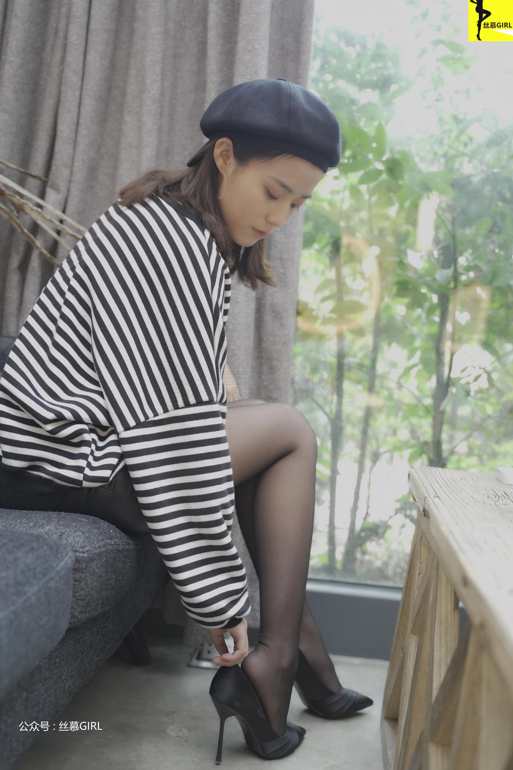 [丝慕] 第025期 四月 《谁是谁的腿》  第48张