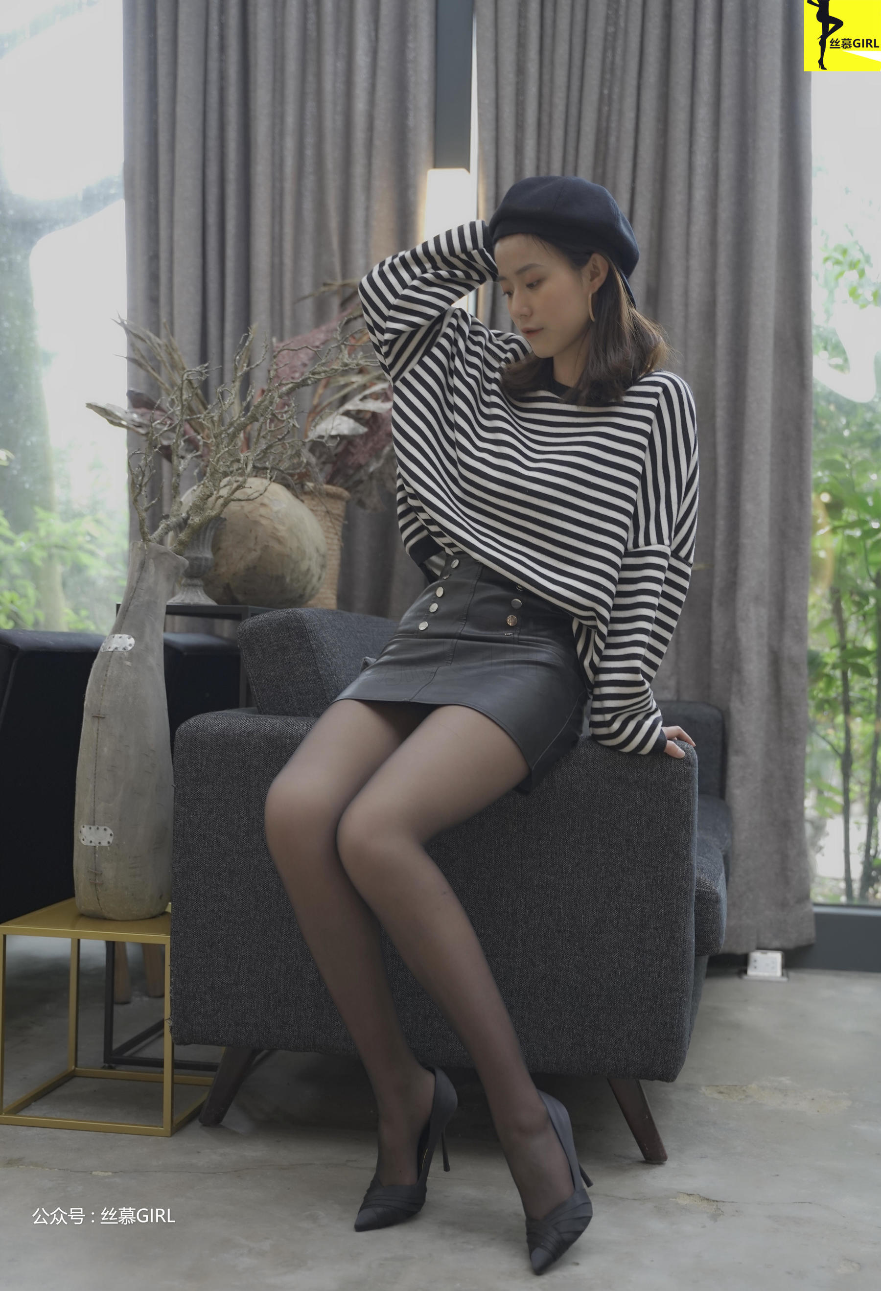 [丝慕] 第025期 四月 《谁是谁的腿》  第10张