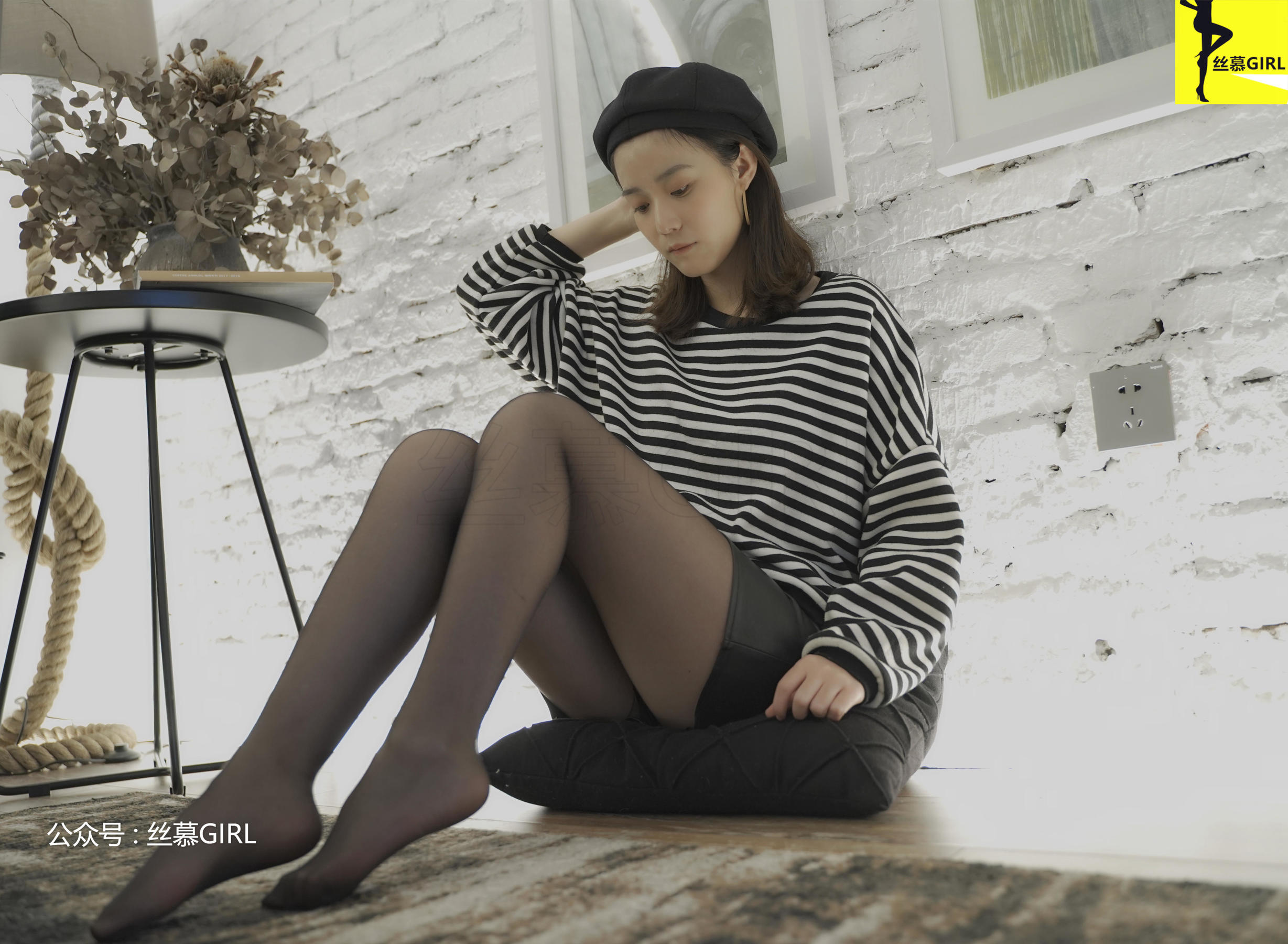 [丝慕] 第025期 四月 《谁是谁的腿》  第41张