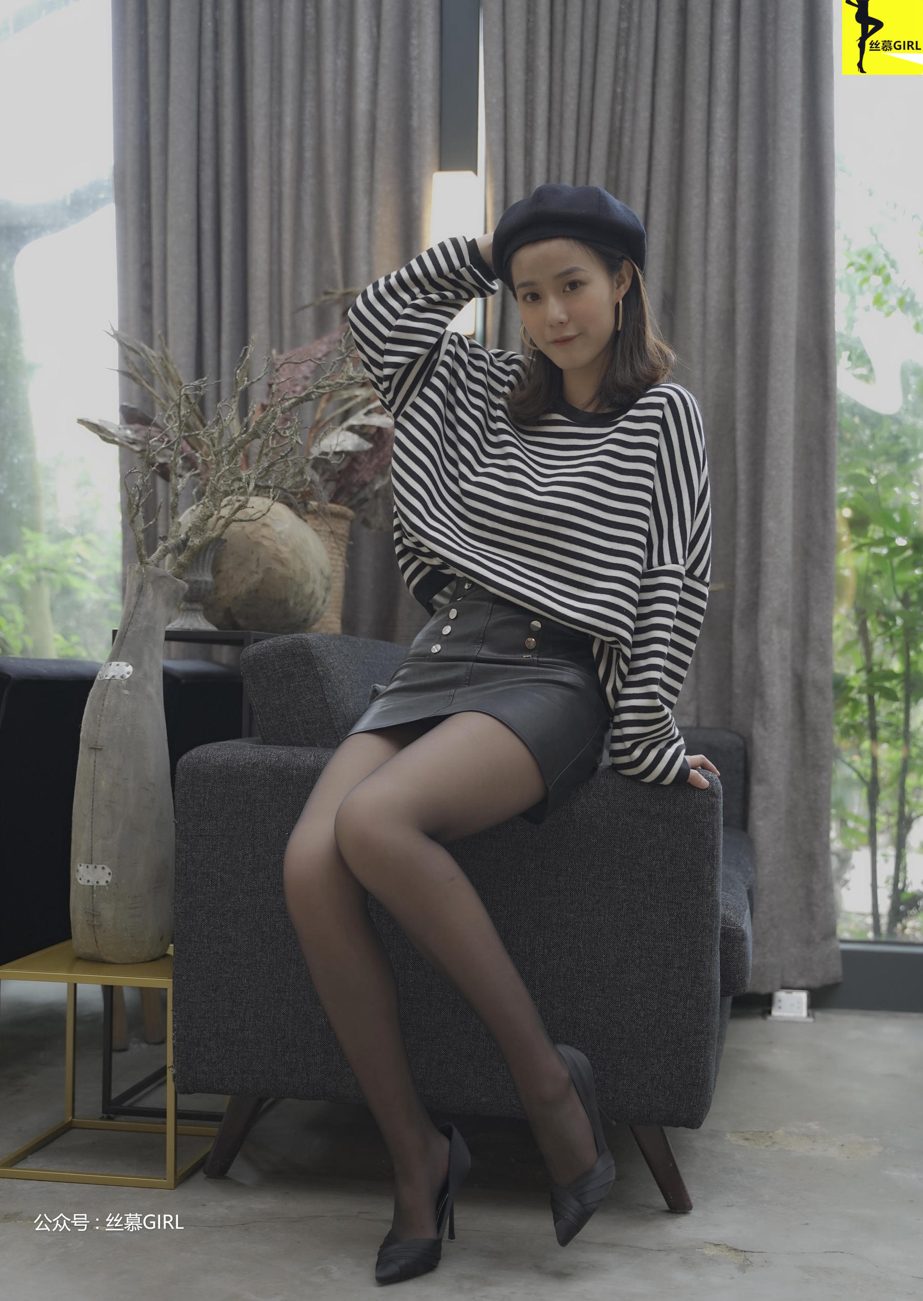 [丝慕] 第025期 四月 《谁是谁的腿》  第11张