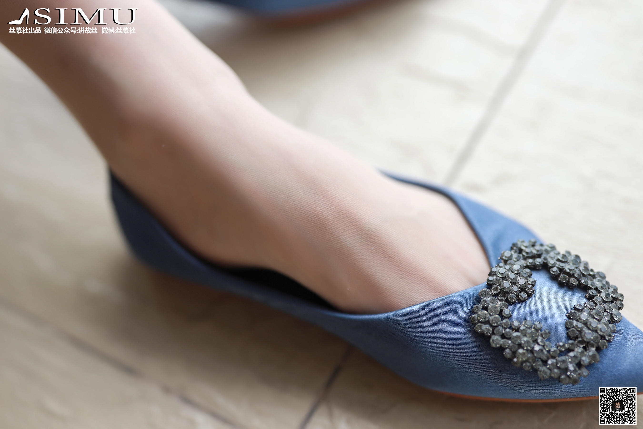 [丝慕] 特写集TX024 熙熙 《阳台玩丝的熙熙》  第10张