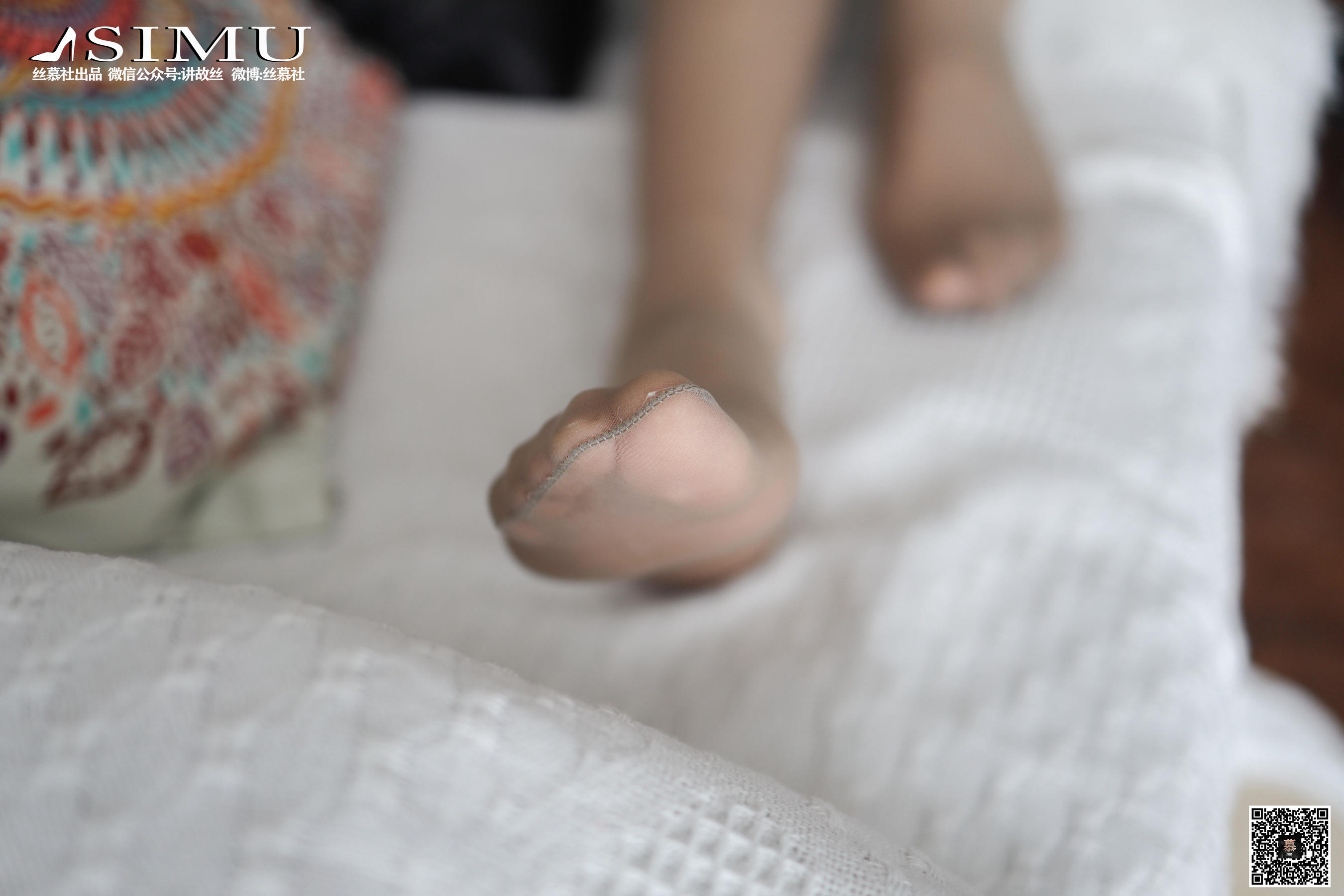 [丝慕] 特写集TX023 新模 《新模的灰丝特写》  第25张