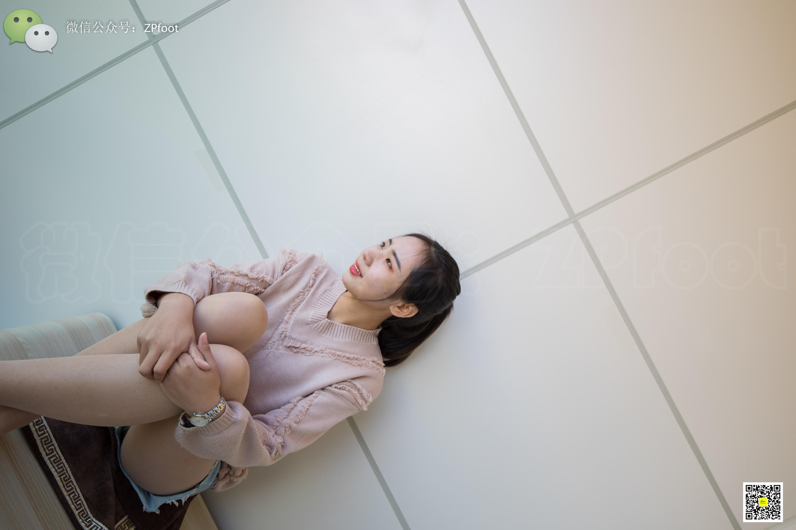 [山茶摄影LSS] NO.062  喜欢看书 喜欢丝袜 第22张