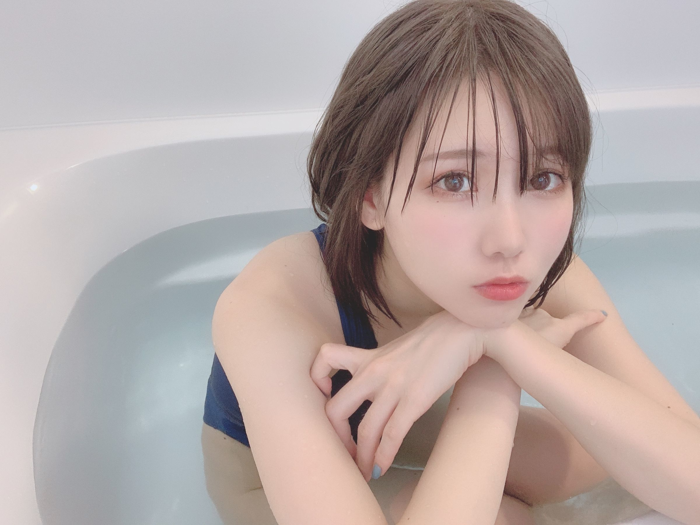 [网红COSER] 日本甜美COSERけんけん[fantia] 2020.07 競泳水着  第13张