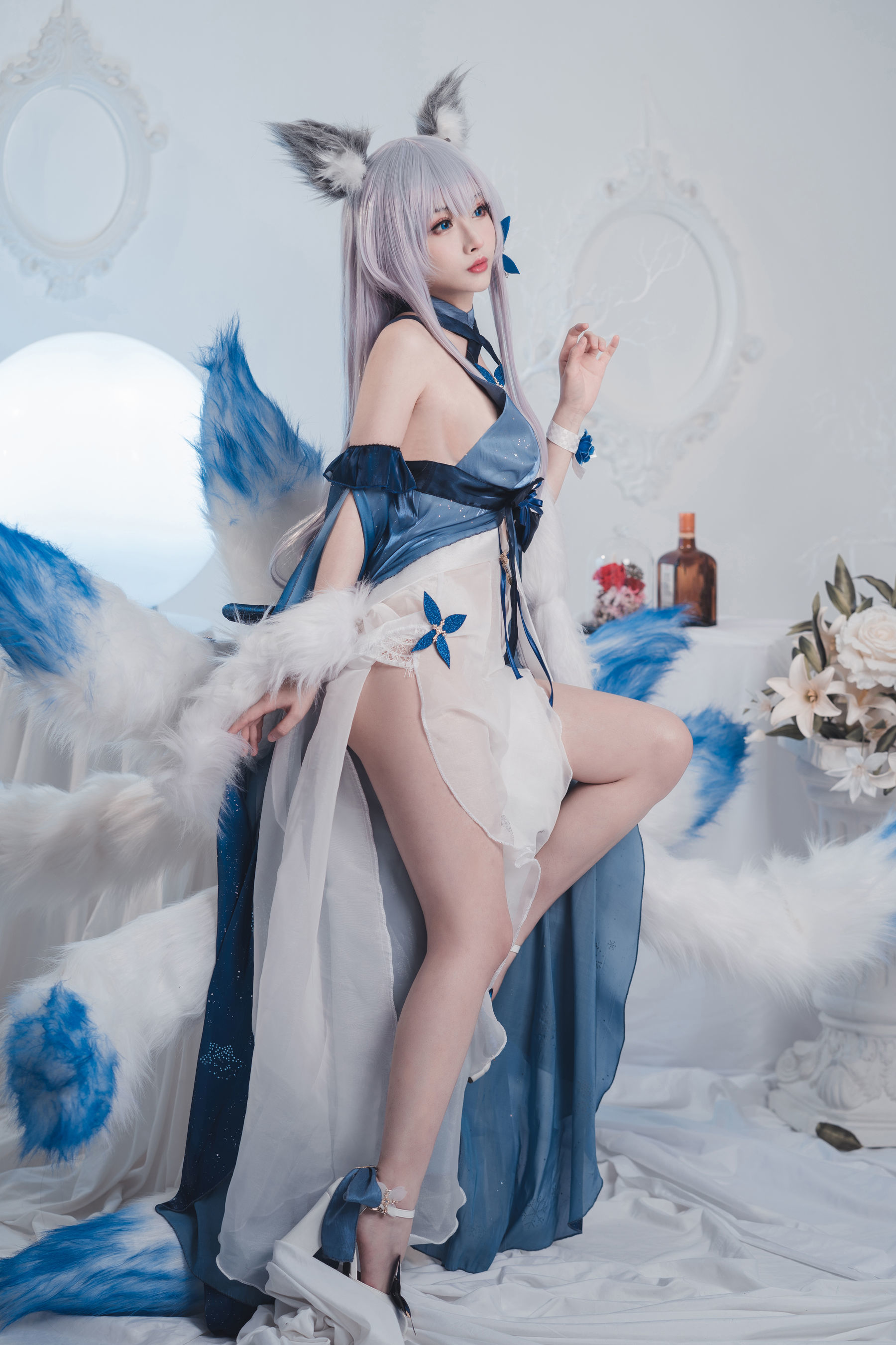 [网红COSER] COS福利rioko凉凉子 - 信浓礼服  第3张