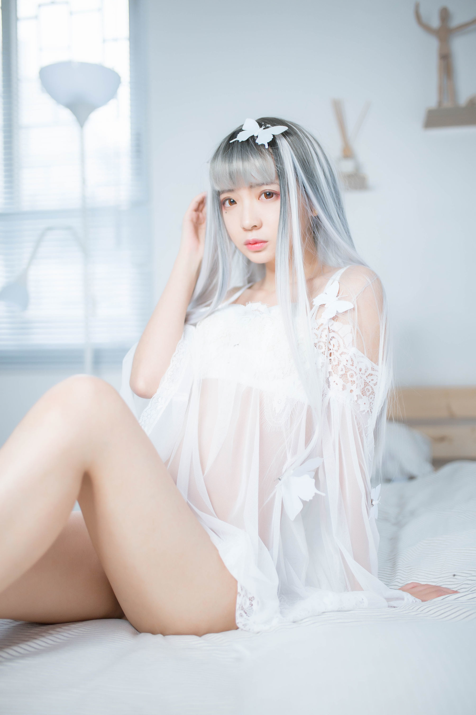 [网红COSER] 疯猫ss - 透明白纱  第5张