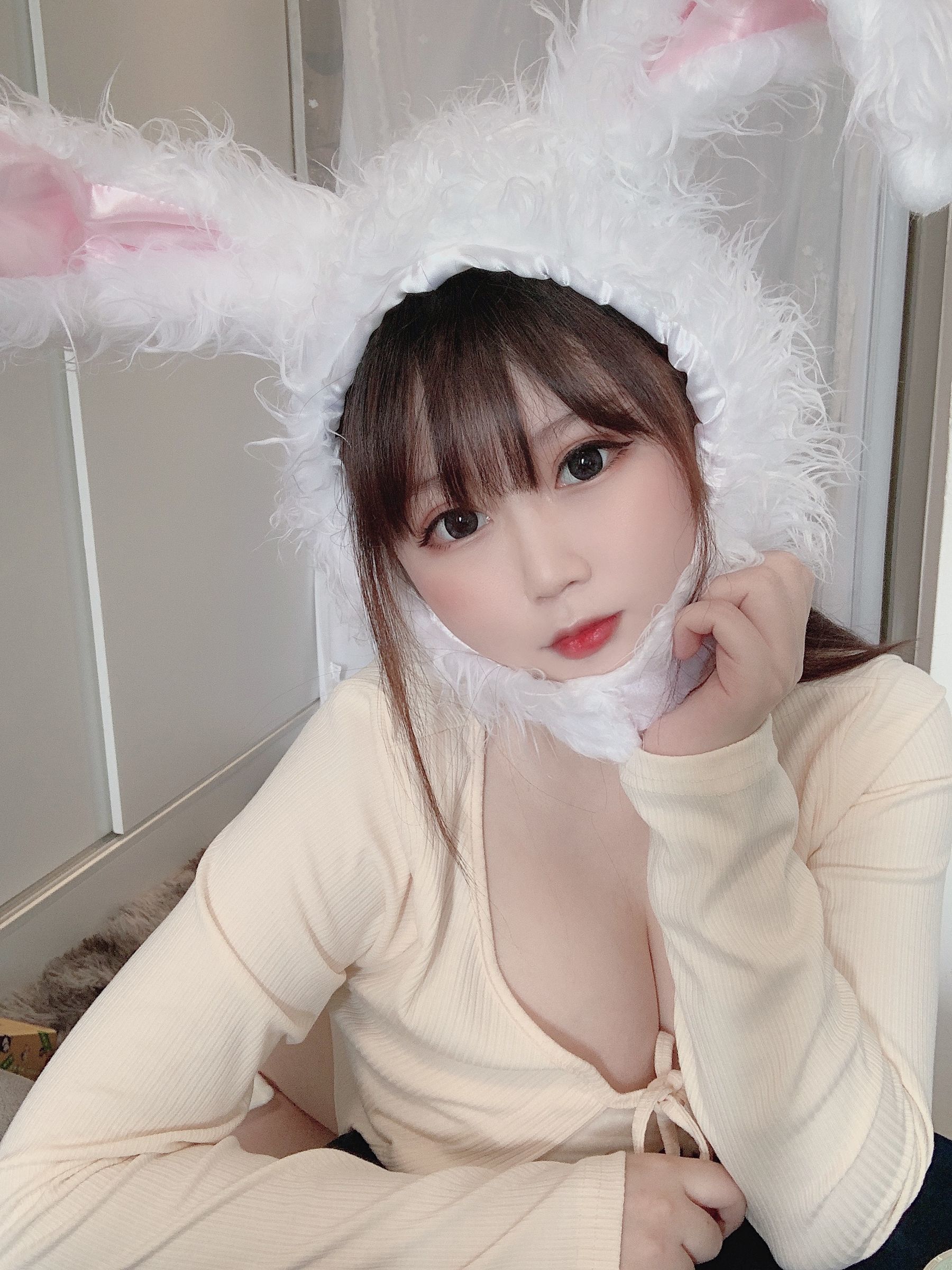  蜜桃少女是依酱呀 - 小白兔 第36张