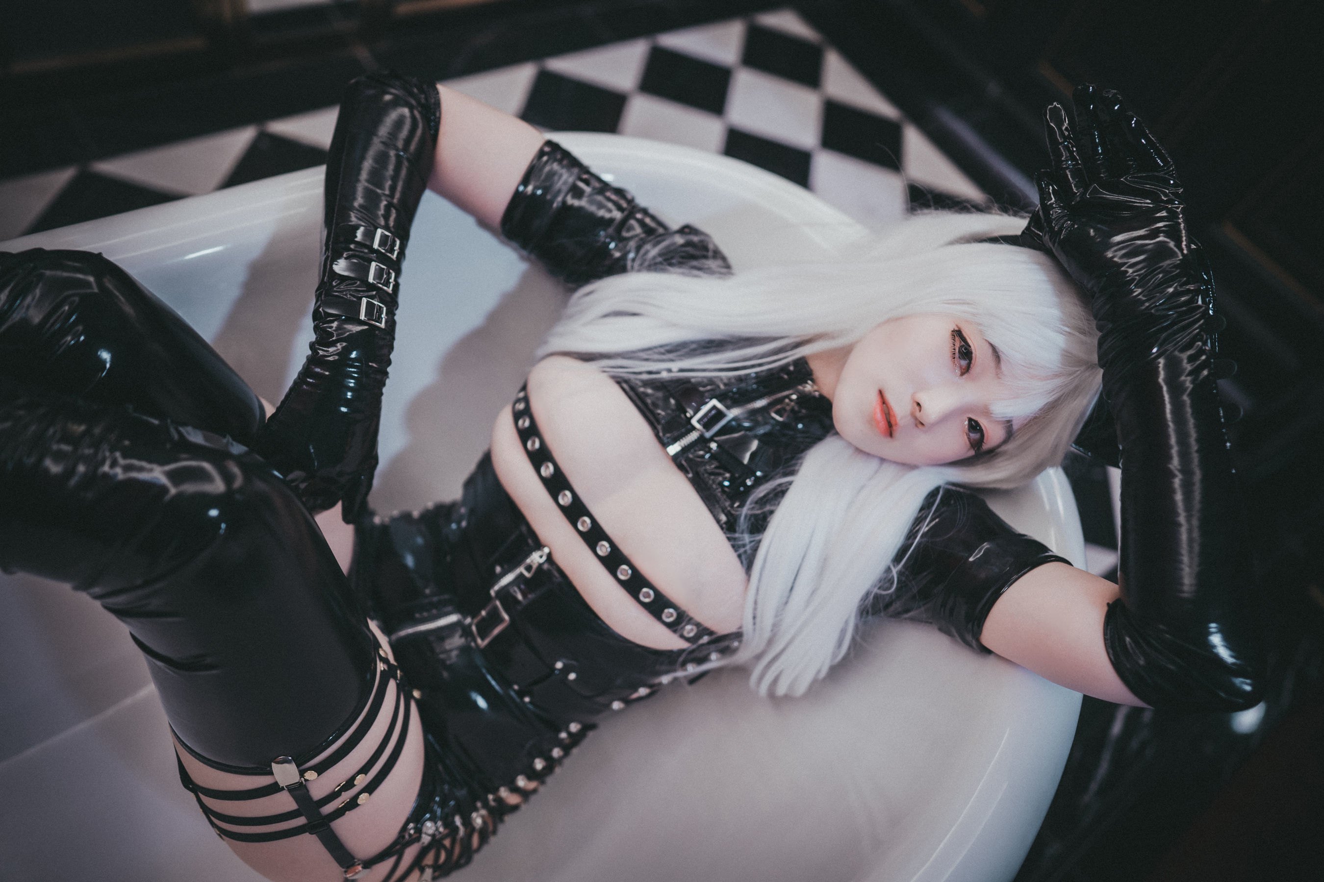 [网红COSER] 韩国妹子BamBi - Poisonous nurse  第46张