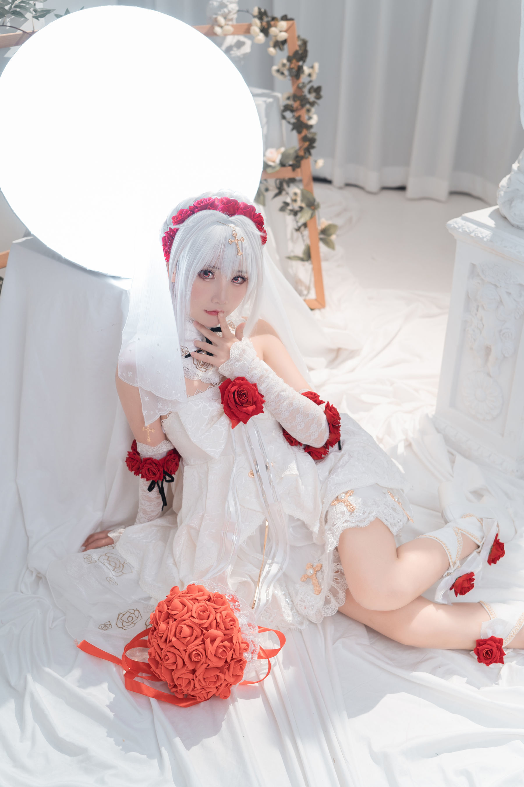 [网红COSER] 可爱人气Coser面饼仙儿 - 德丽莎婚纱  第15张