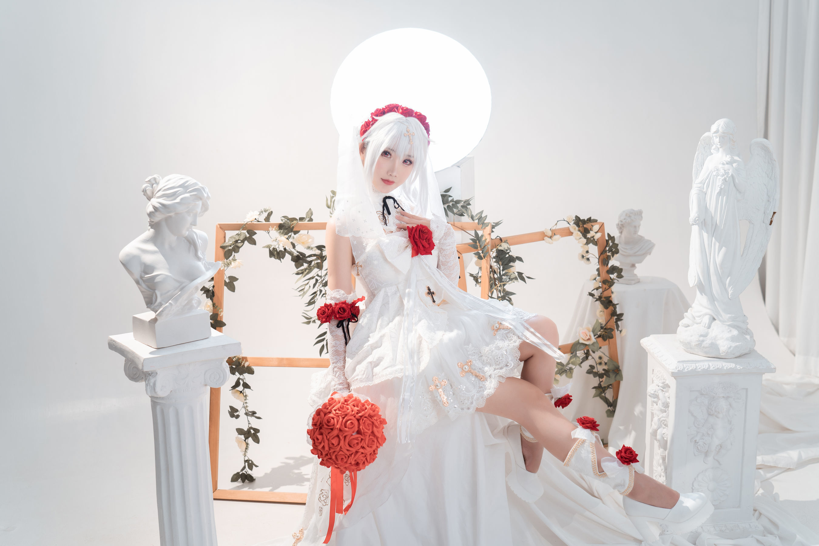 [网红COSER] 可爱人气Coser面饼仙儿 - 德丽莎婚纱  第5张