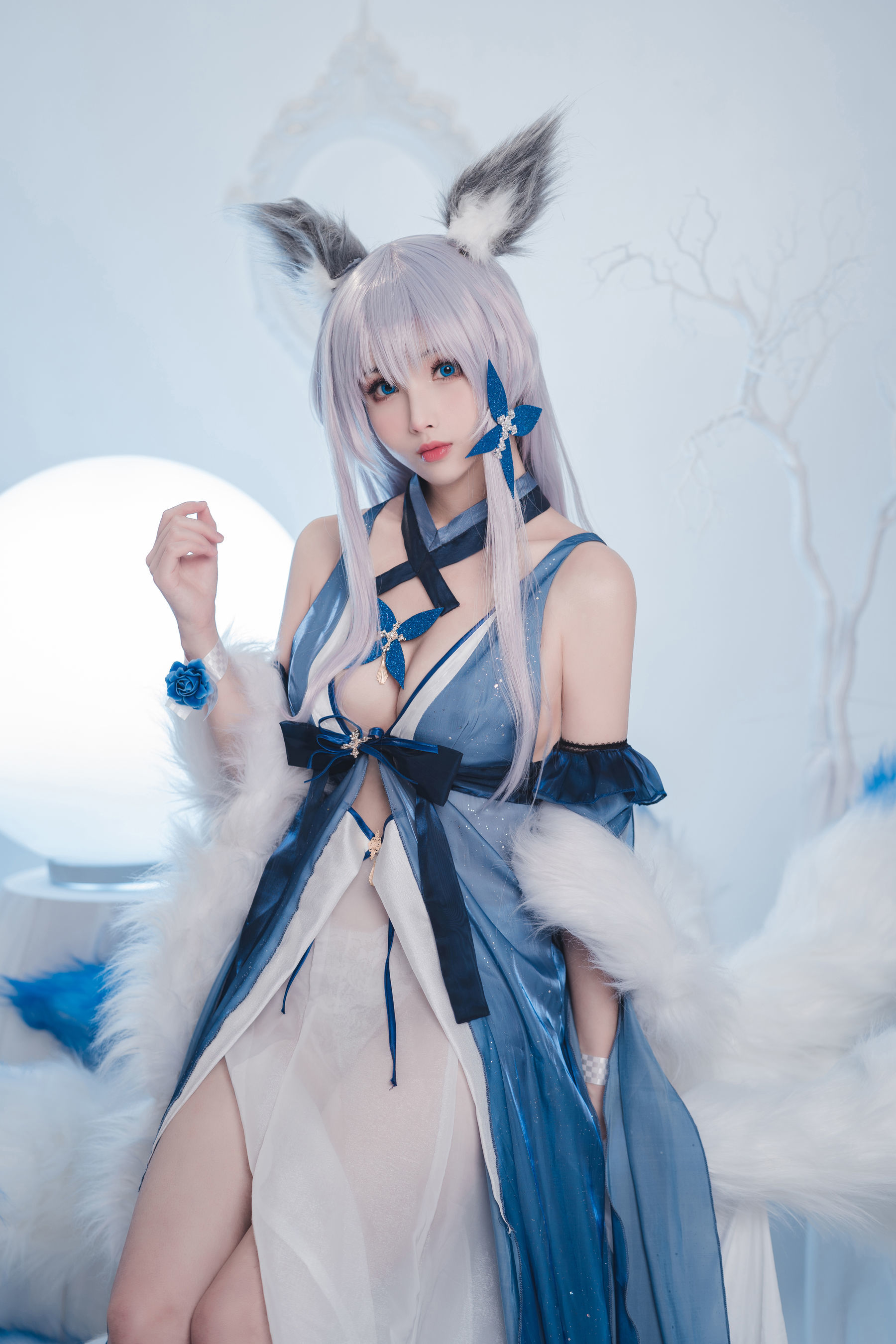 [网红COSER] COS福利rioko凉凉子 - 信浓礼服  第7张