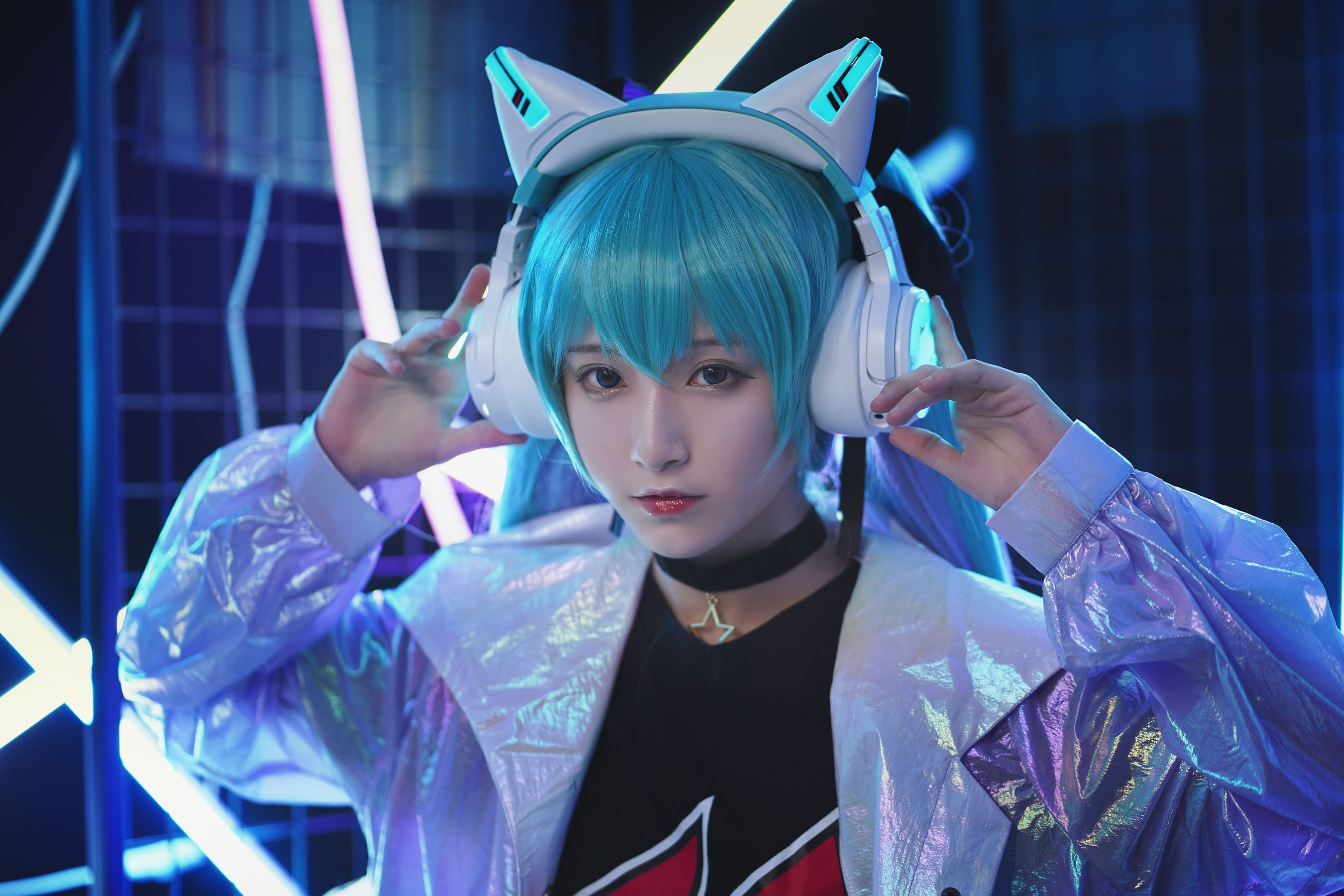 [Cosplay写真] 动漫博主铁板烧鬼舞w - 妖舞耳机miku  第4张