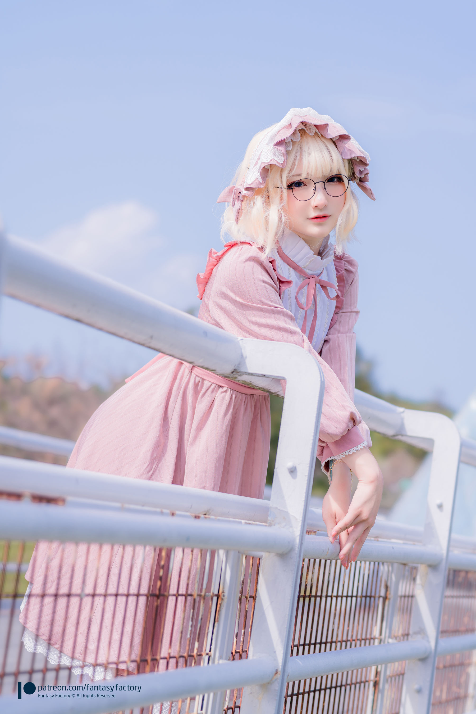 [Cosplay写真] 小丁 《Fantasy Factory》 - 2020.05 蕾丝 女仆 风衣  第50张