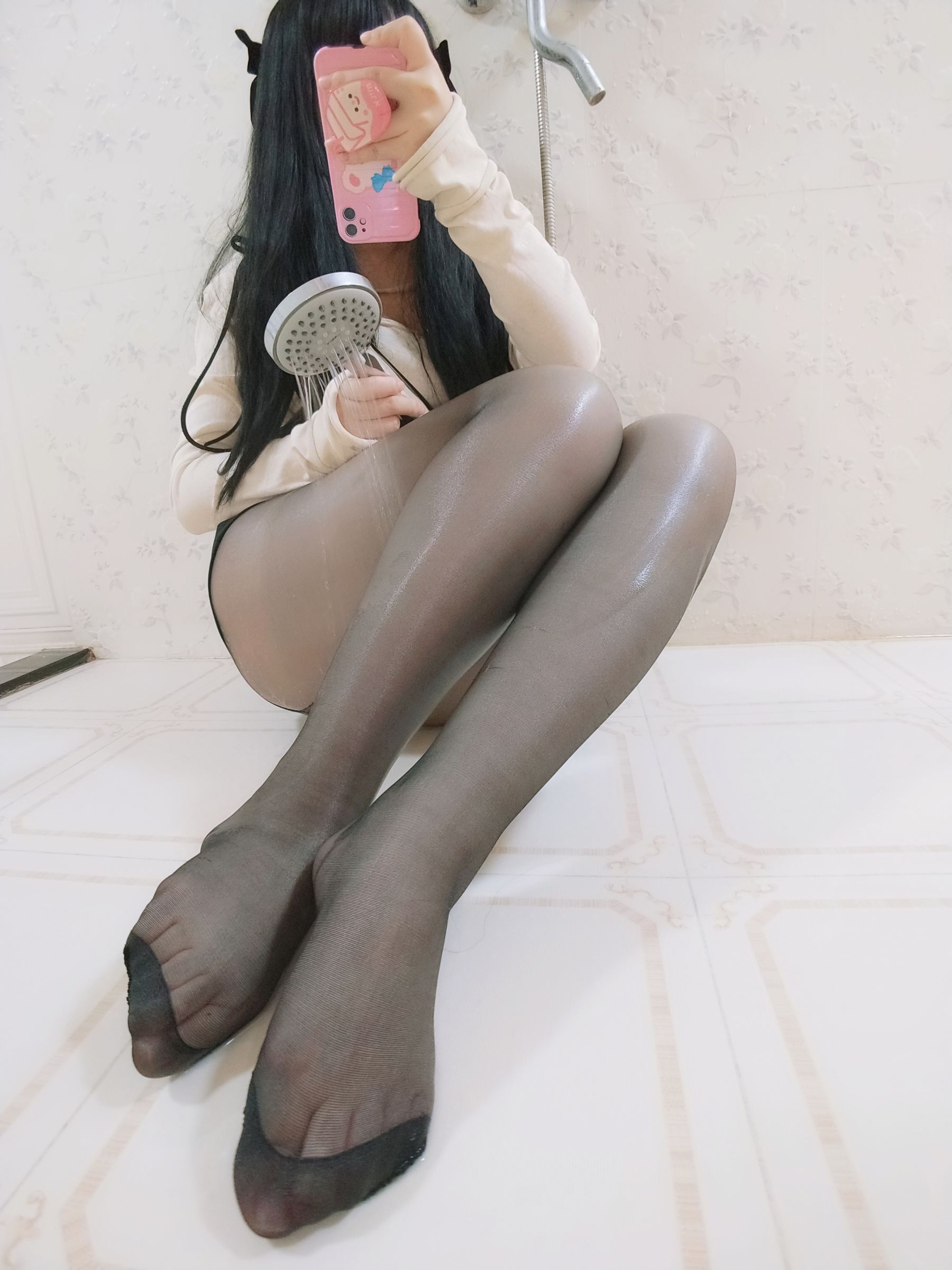 [Cosplay写真] 二次元美女古川kagura - 浴室湿身黑丝  第35张
