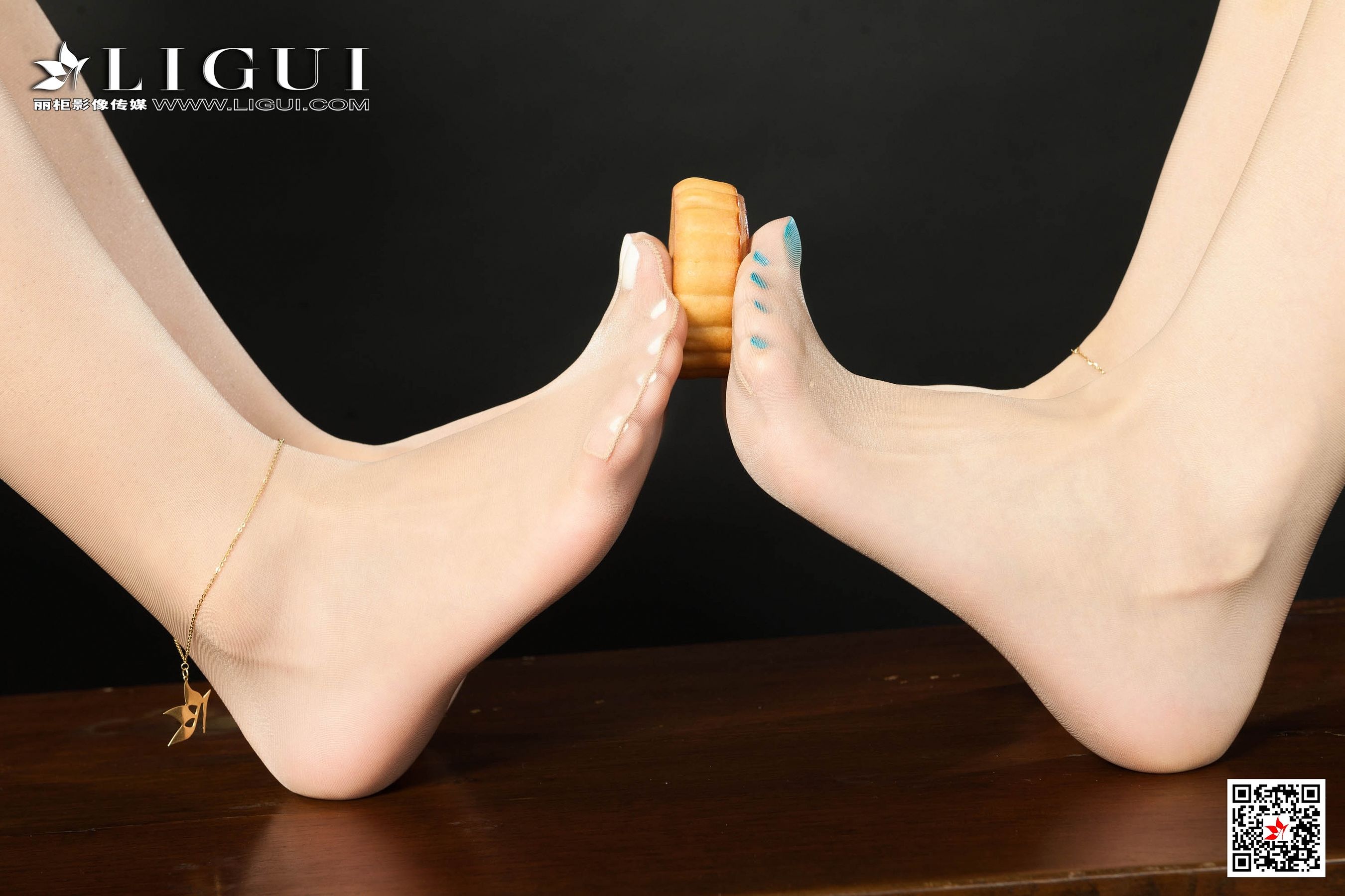 [丽柜Ligui] 网络丽人 Model 汐汐& 凉儿  第22张