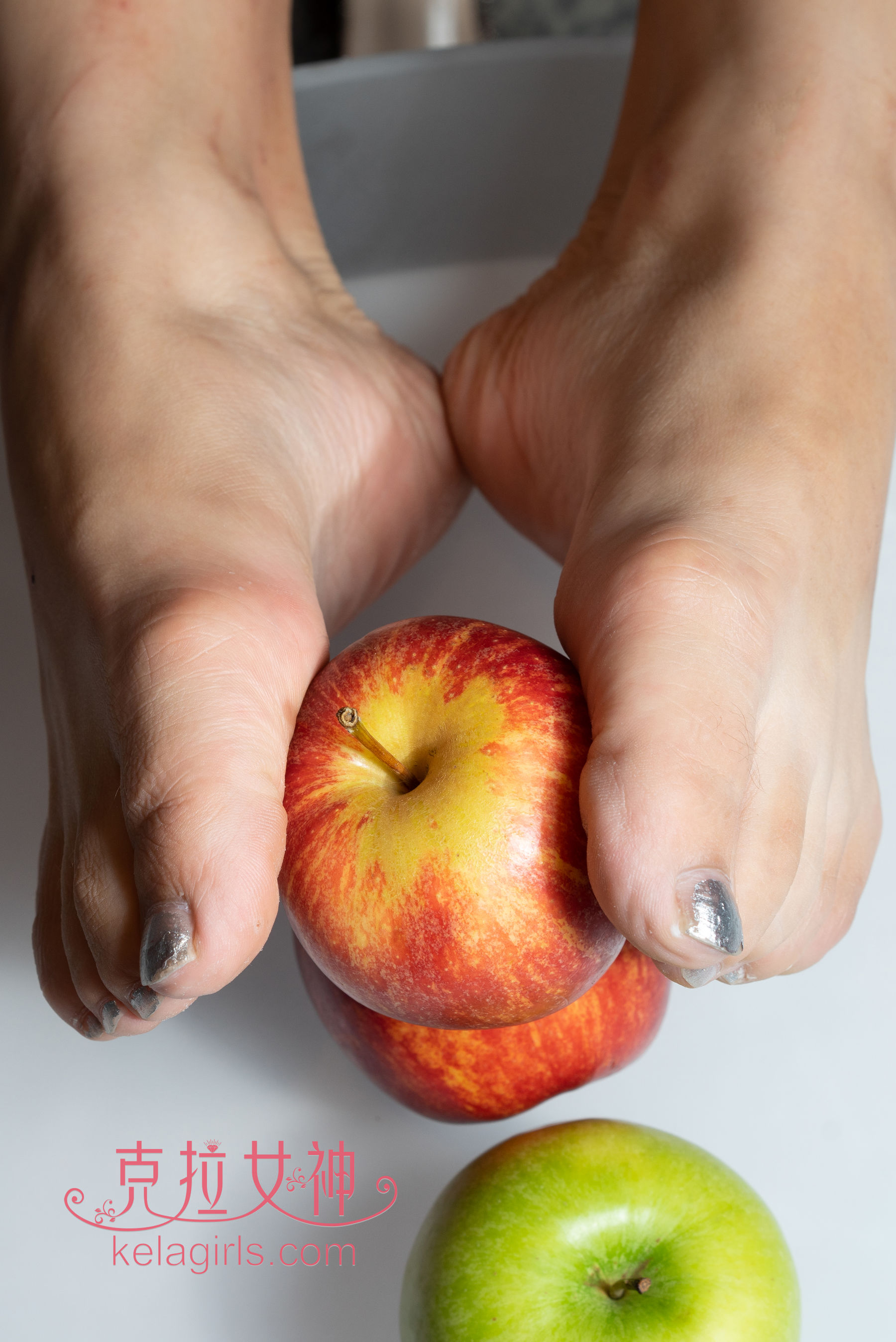 [克拉女神Kelagirls]  姜璐 果香の脚丫 第8张